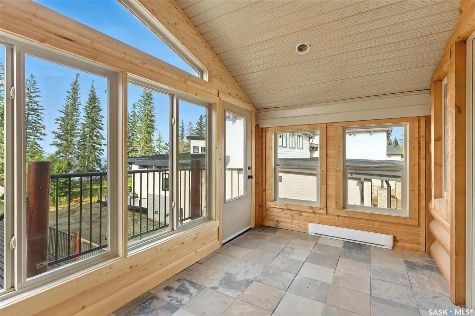 13 Islander DRIVE