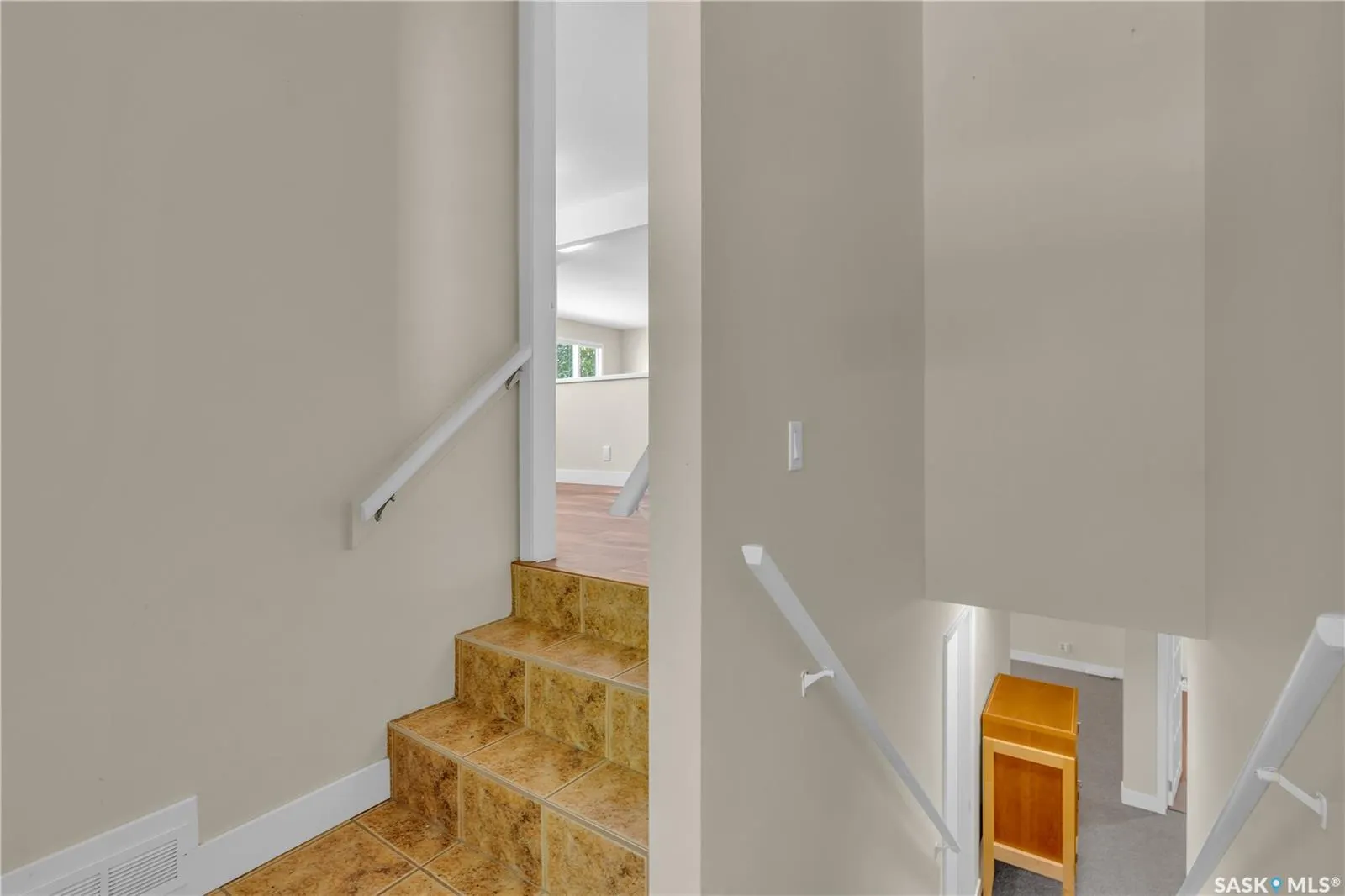 100 2nd AVENUE W, #Ave