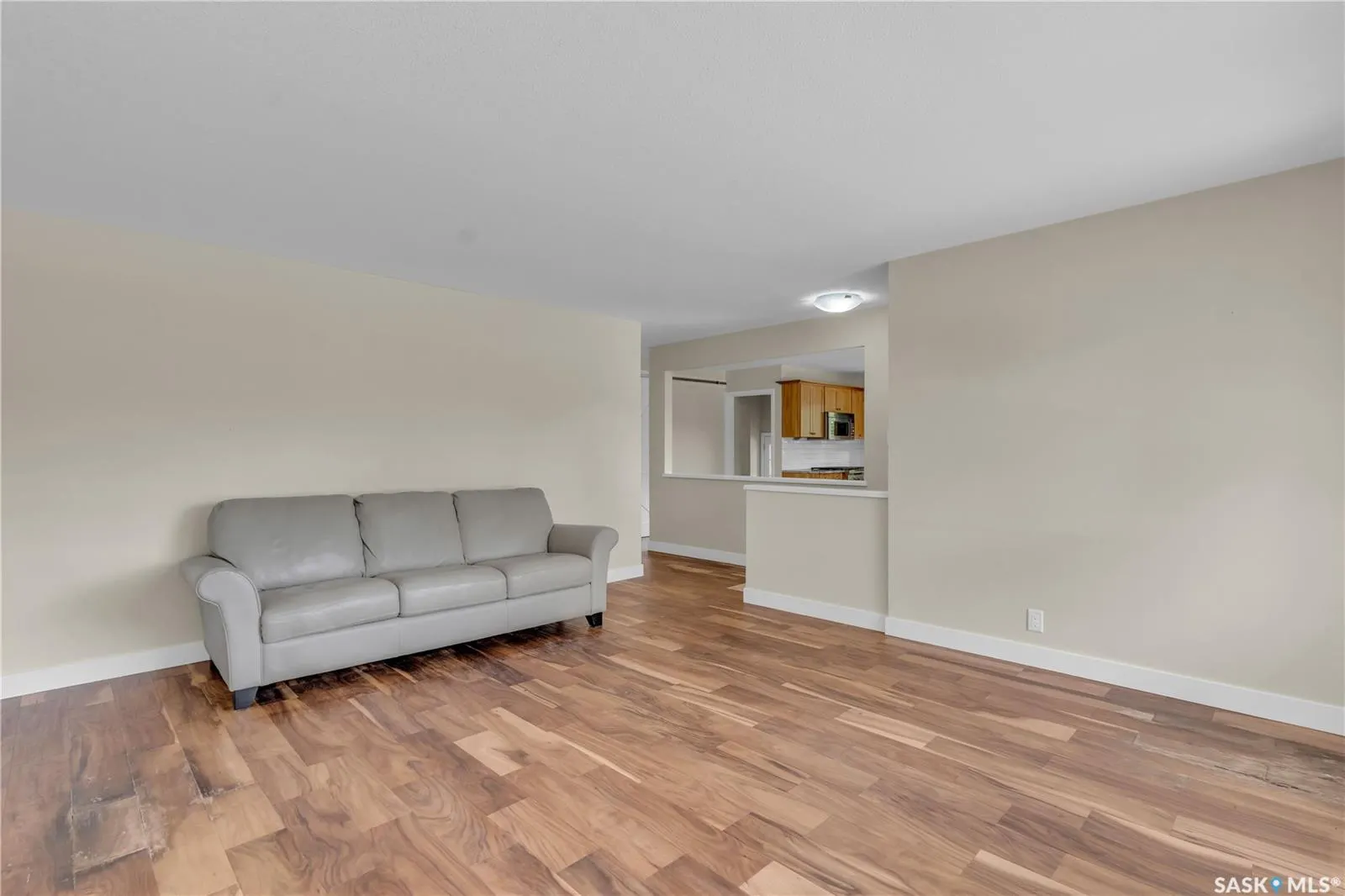 100 2nd AVENUE W, #Ave