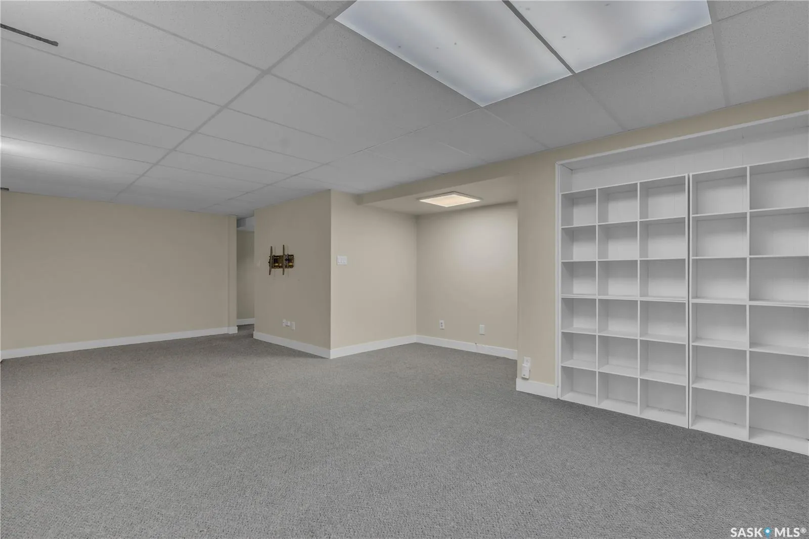 100 2nd AVENUE W, #Ave