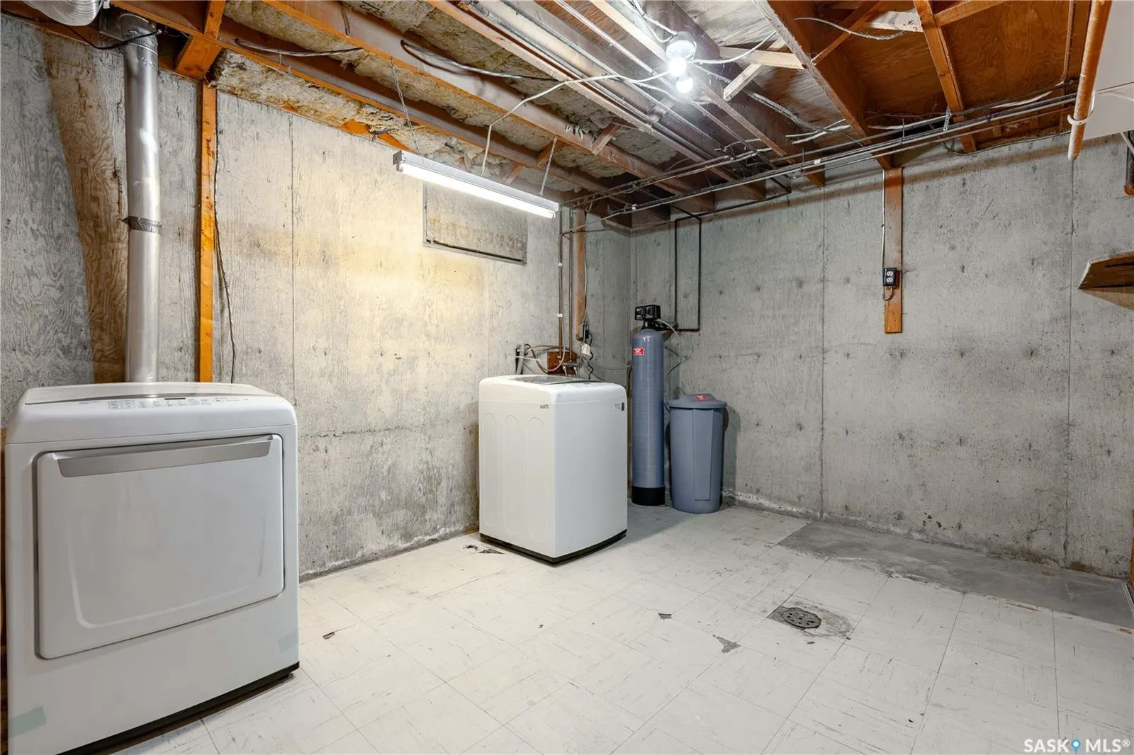 100 2nd AVENUE W, #Ave