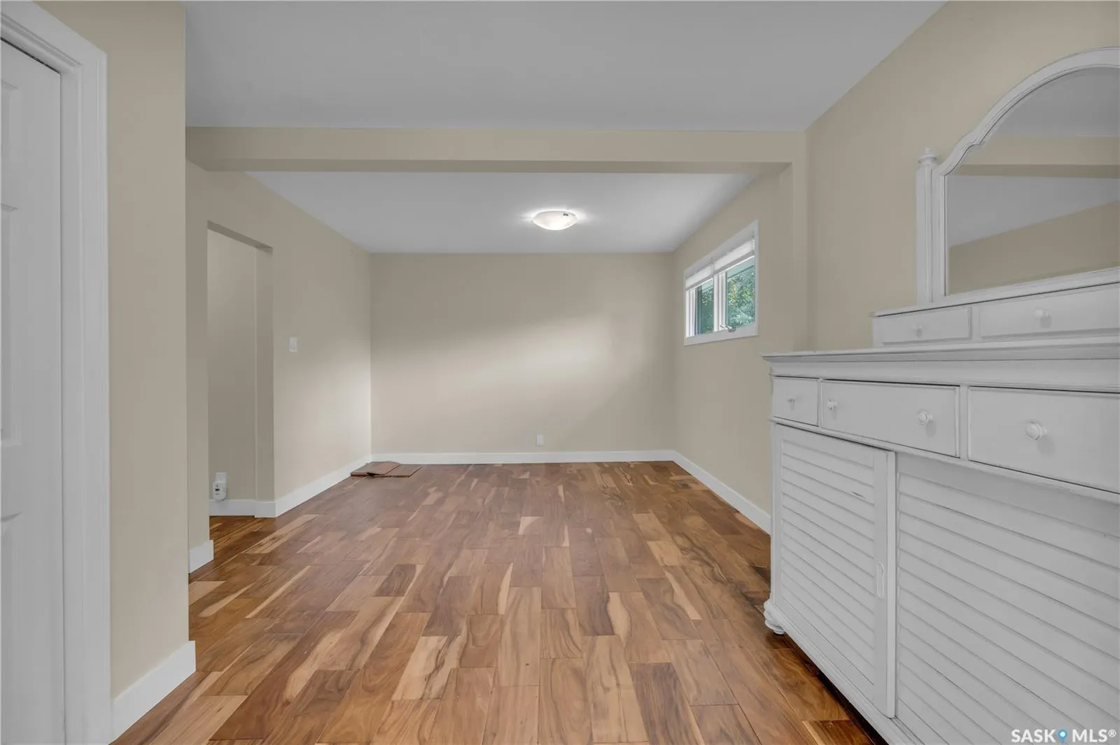 100 2nd AVENUE W, #Ave