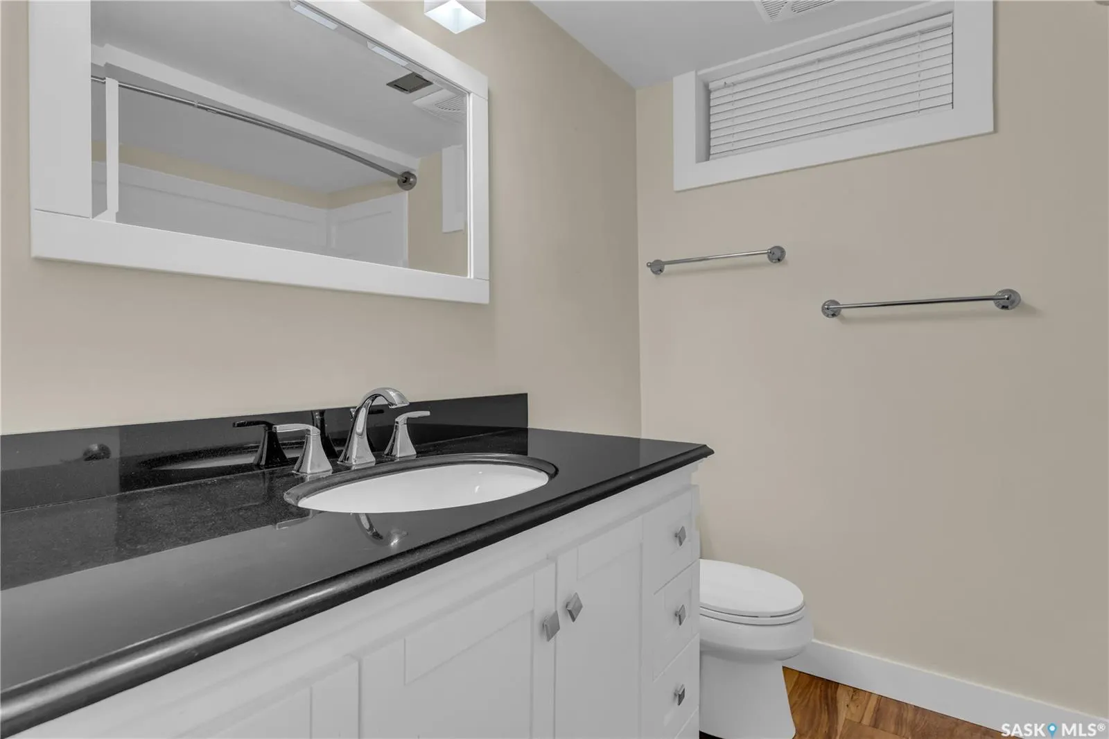 100 2nd AVENUE W, #Ave