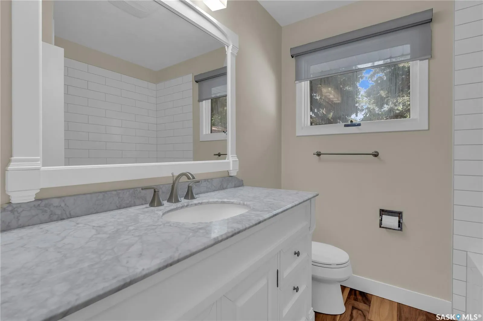 100 2nd AVENUE W, #Ave