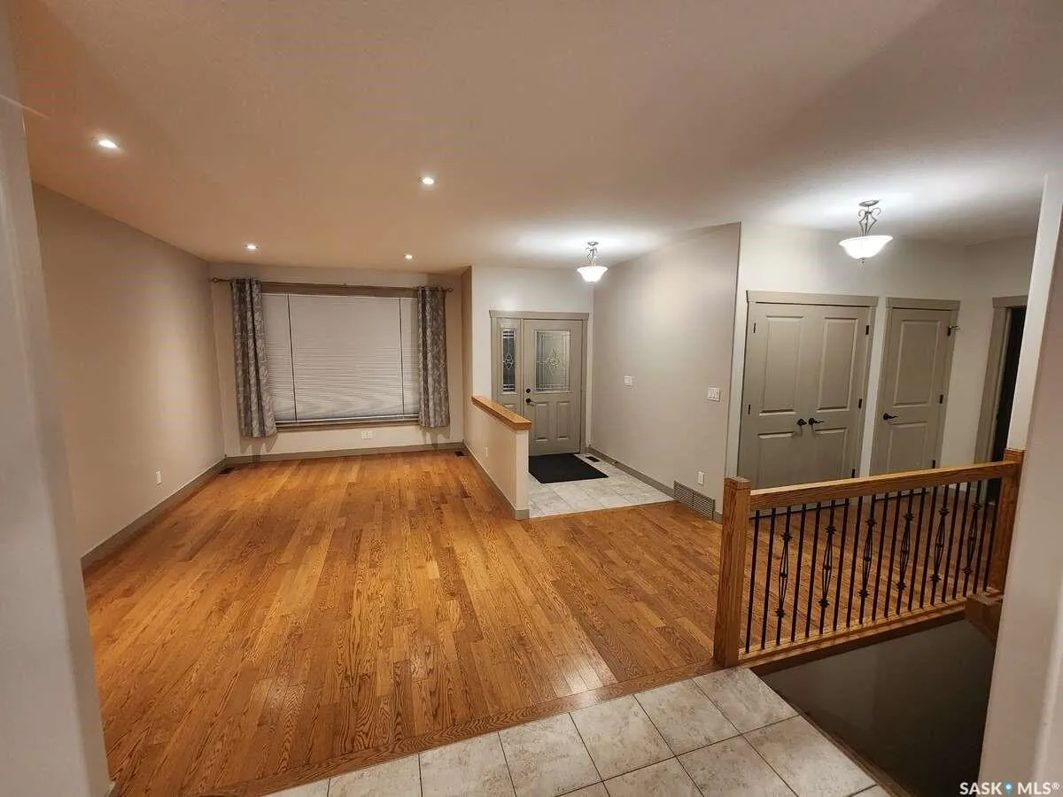 49 Lott ROAD E