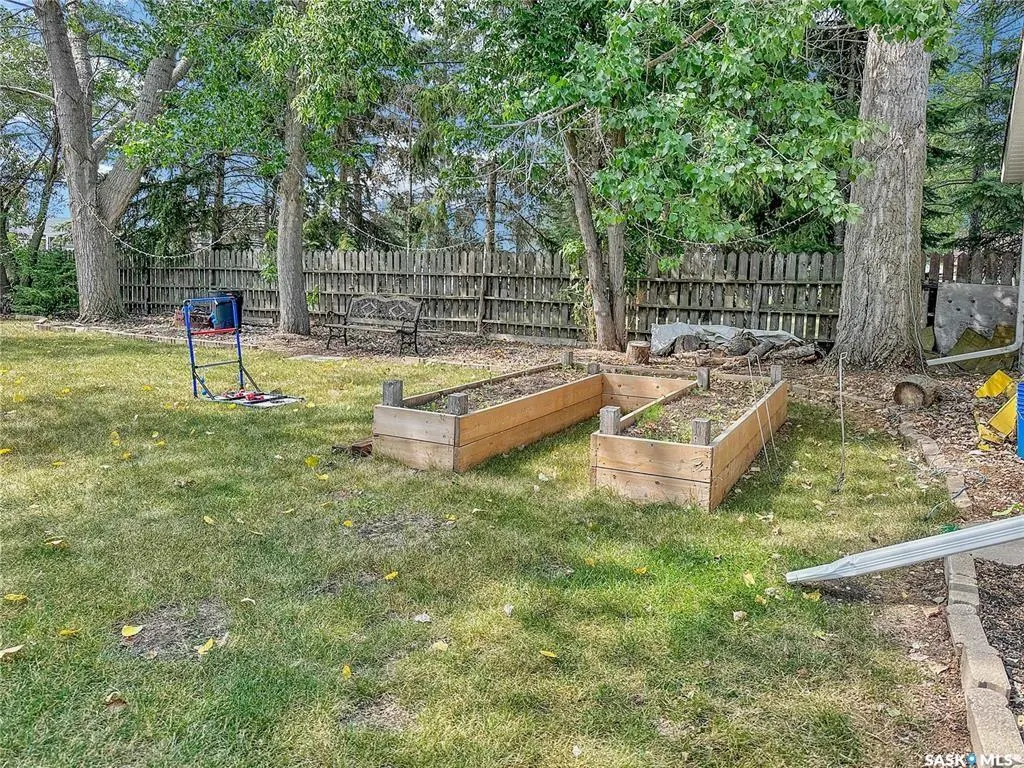 219 4th AVENUE