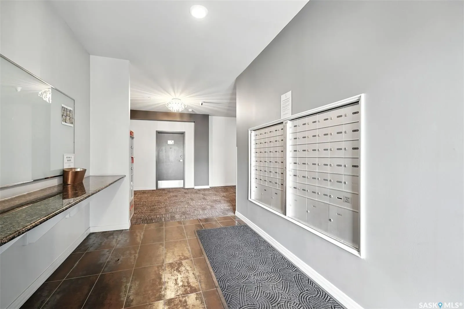 235 Evergreen SQUARE, #113