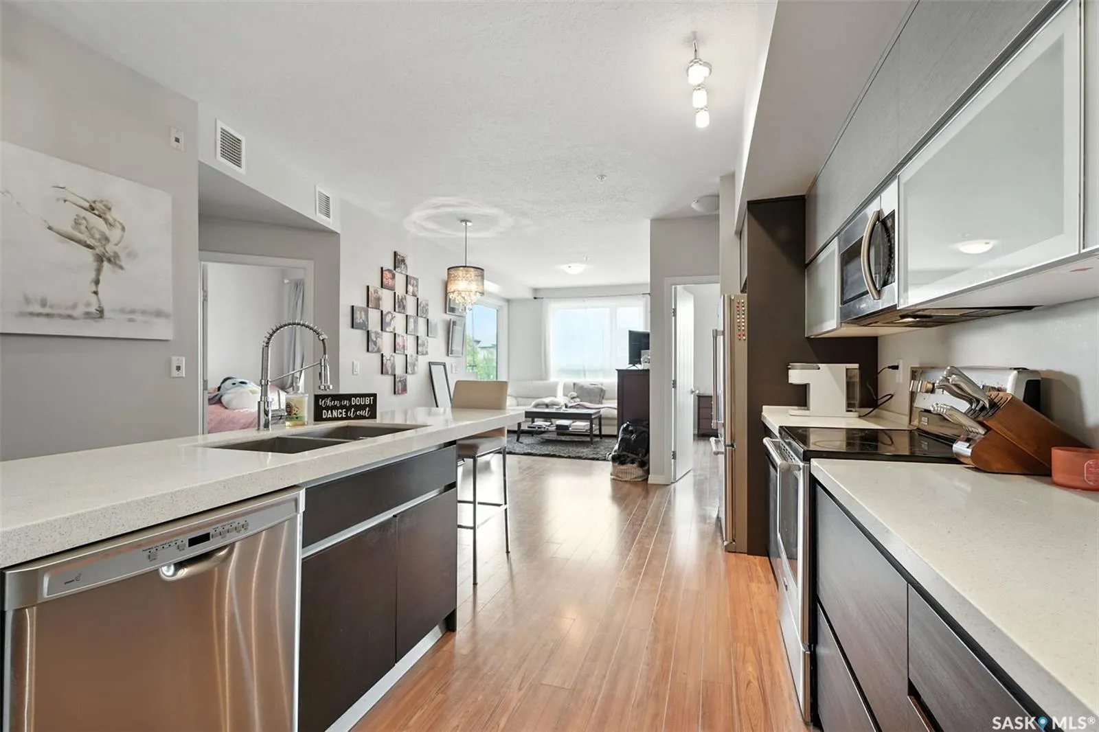 235 Evergreen SQUARE, #113
