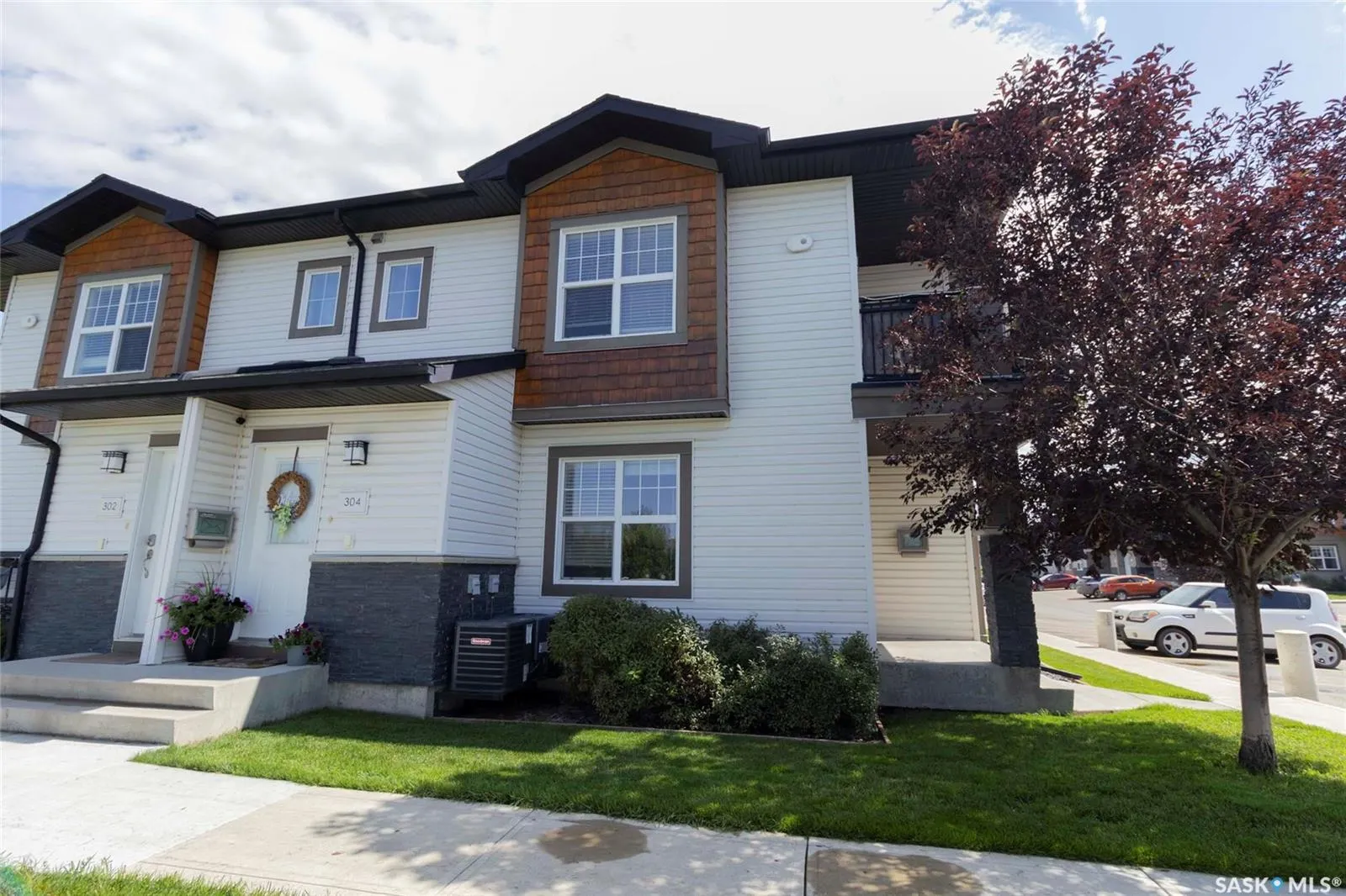 1015 Patrick CRESCENT, #304