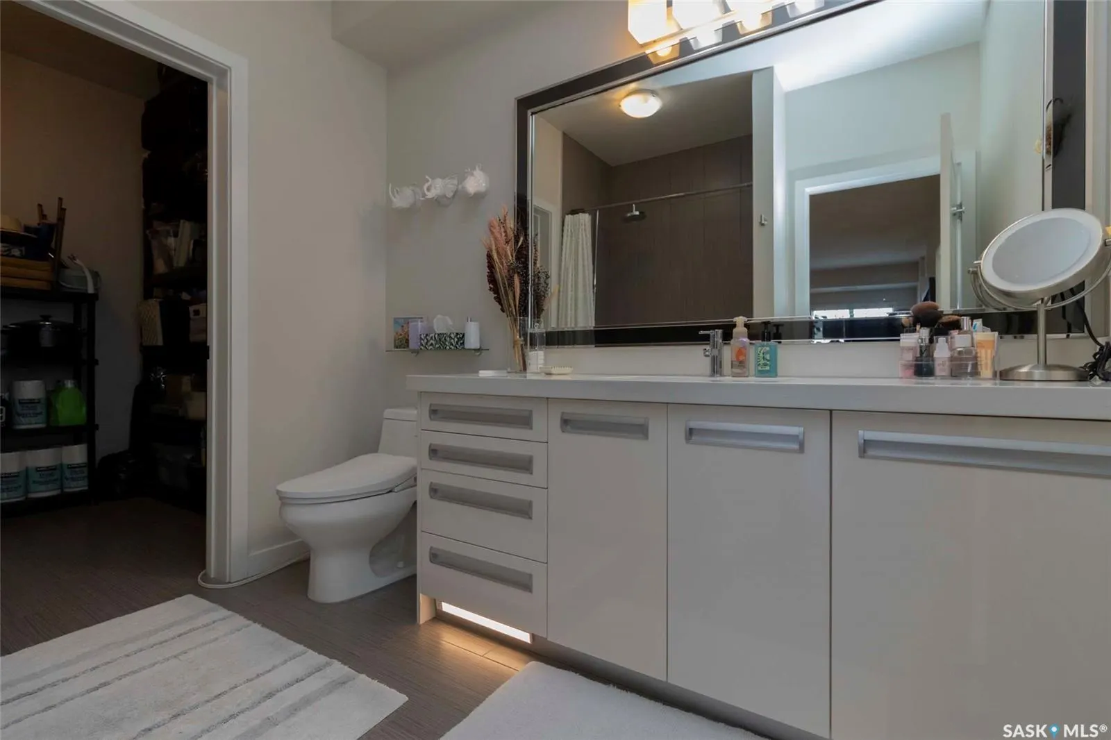 1015 Patrick CRESCENT, #304