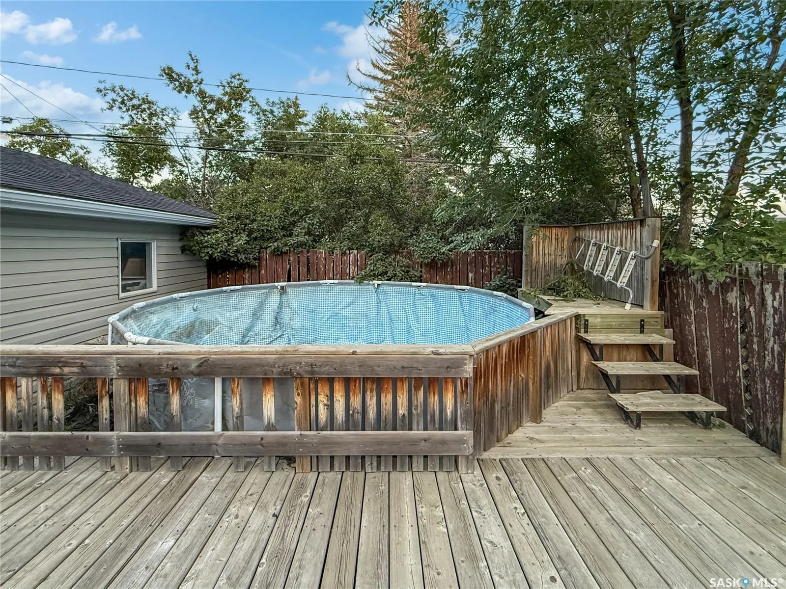 371 6th AVENUE NW