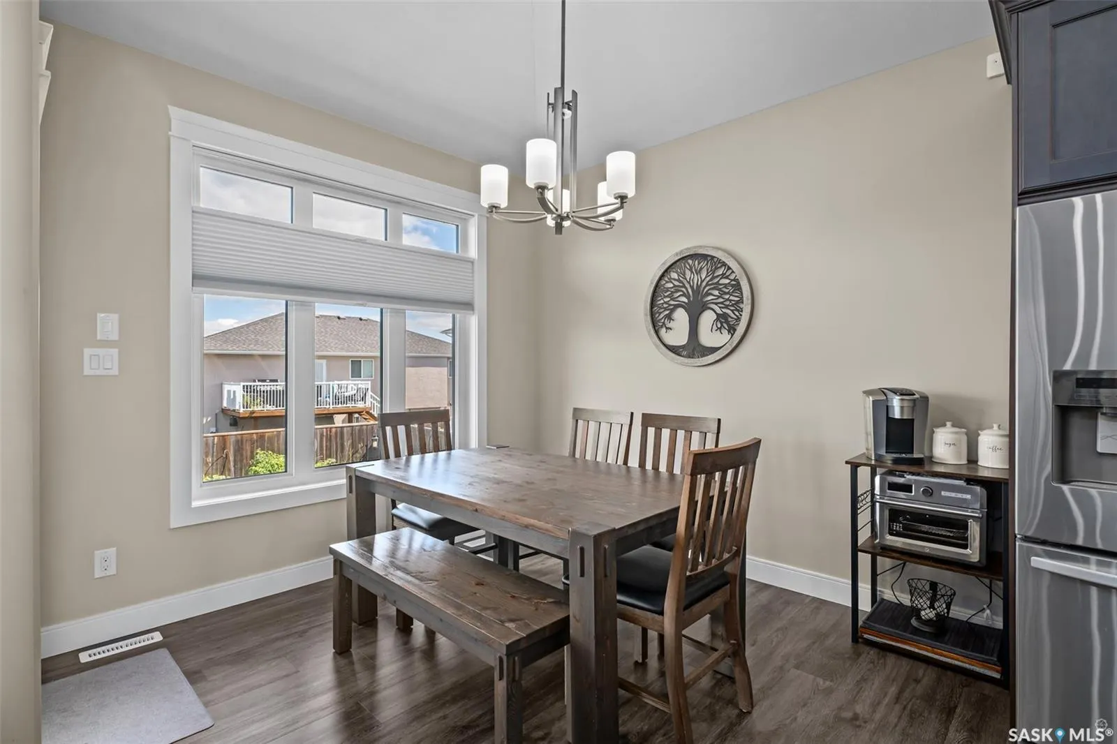 28 Smiley DRIVE