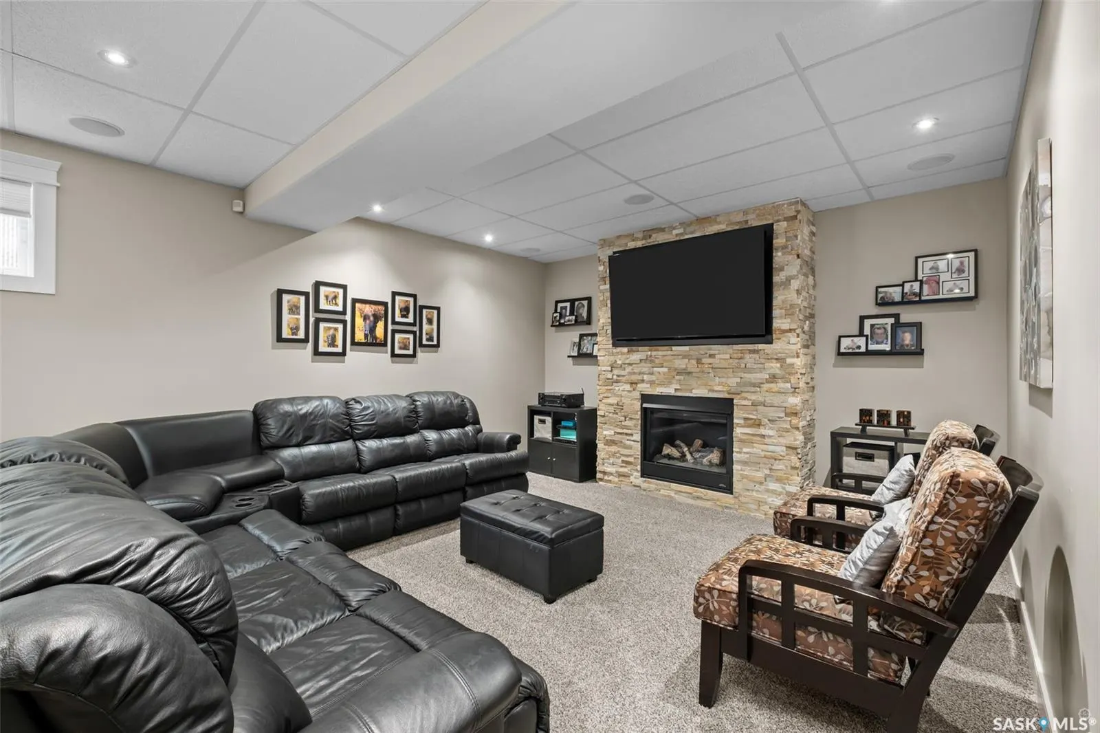 28 Smiley DRIVE