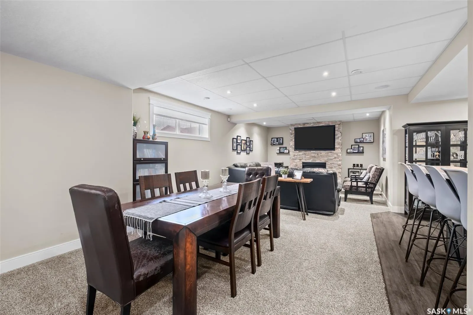 28 Smiley DRIVE