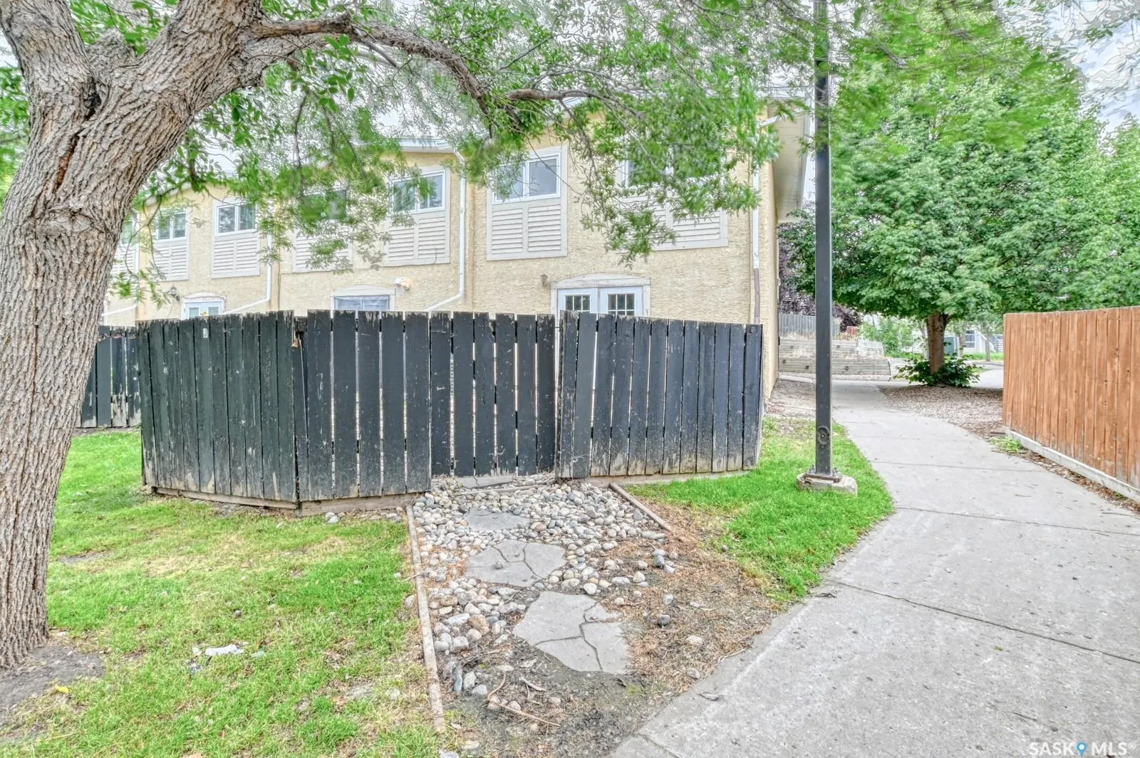 4220 Castle ROAD, #J
