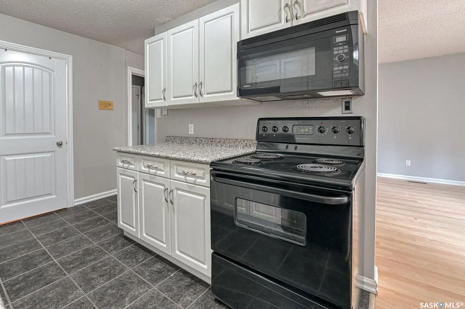 4220 Castle ROAD, #J