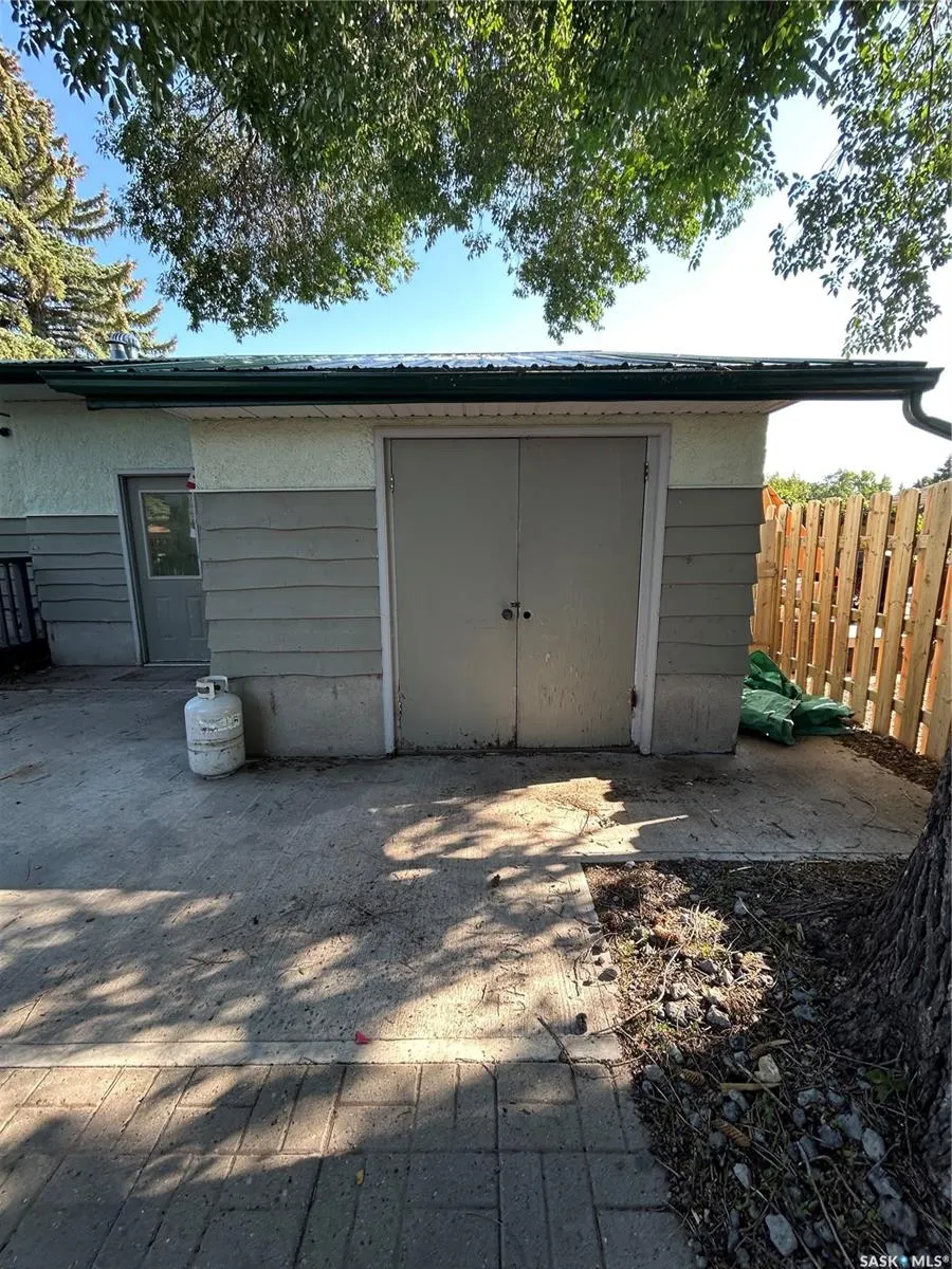 1422 Nicholson ROAD