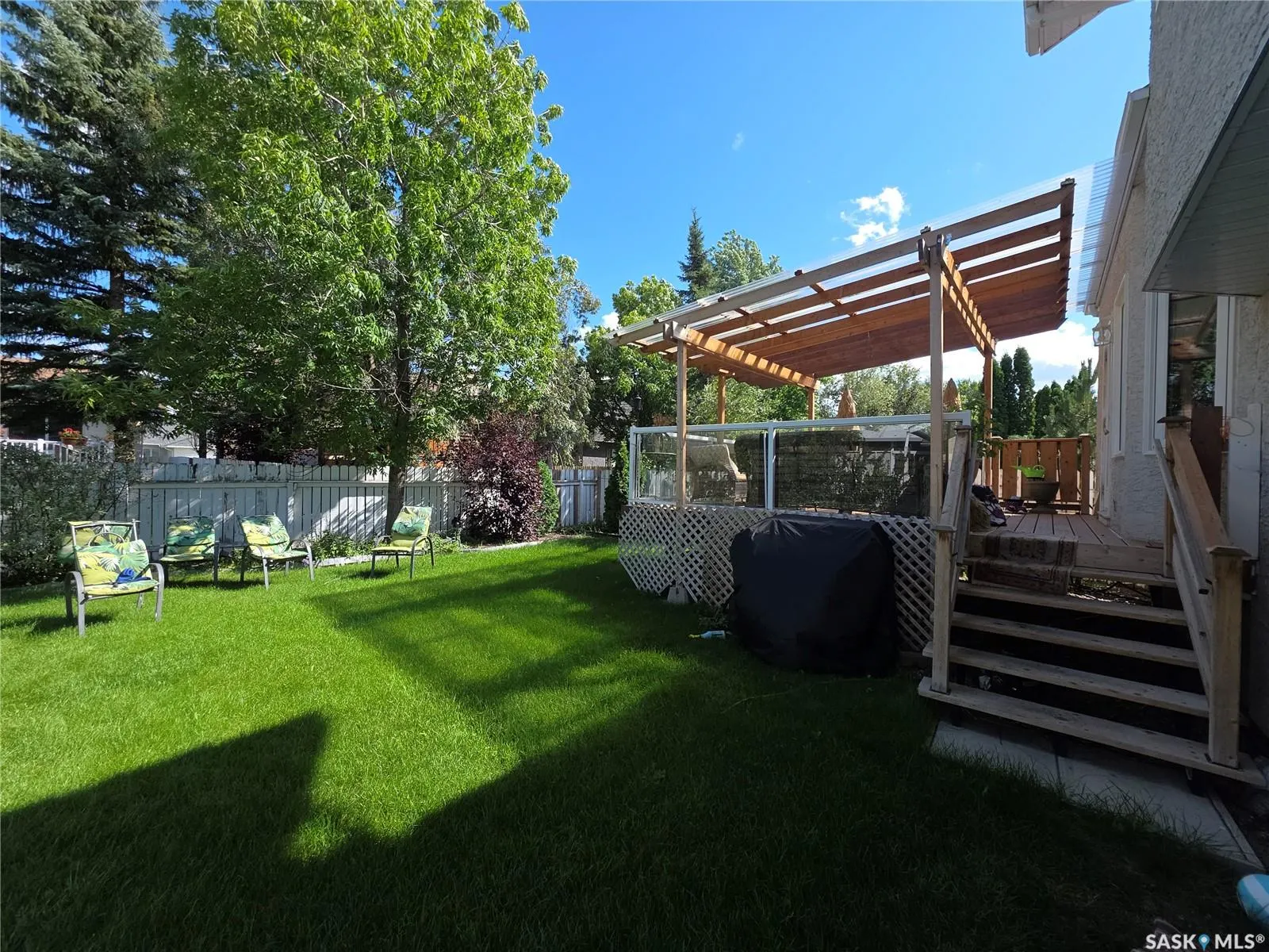 306 Blackthorn CRESCENT