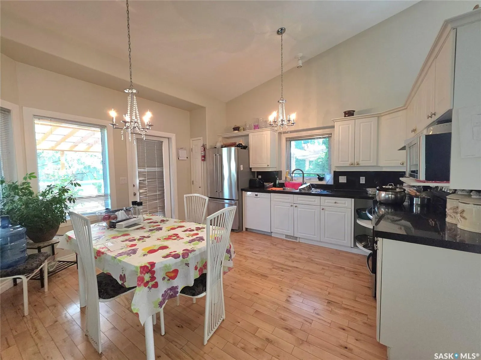 306 Blackthorn CRESCENT
