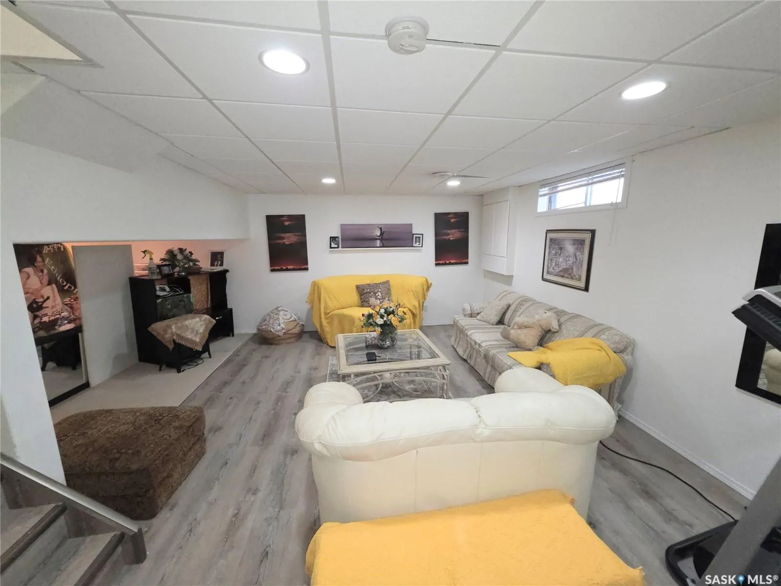 306 Blackthorn CRESCENT