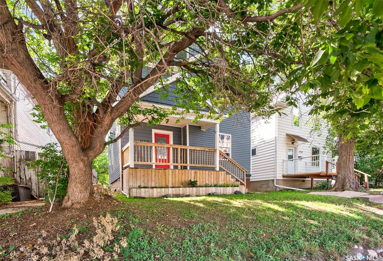 1130 Main STREET N