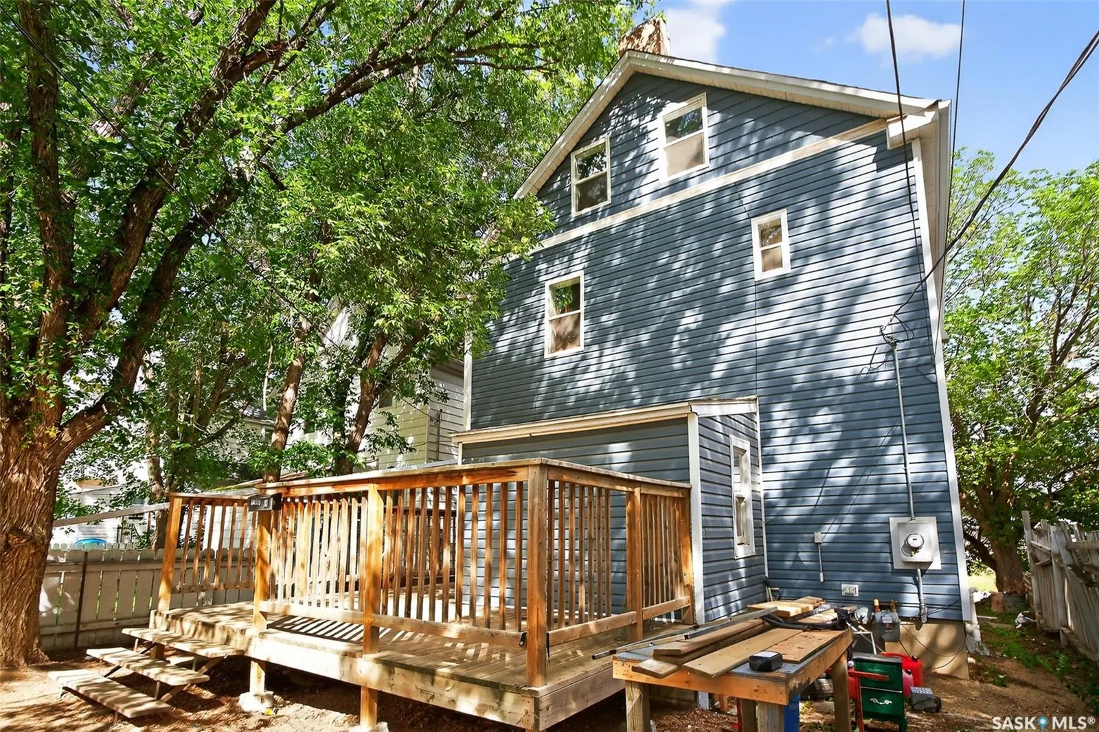 1130 Main STREET N