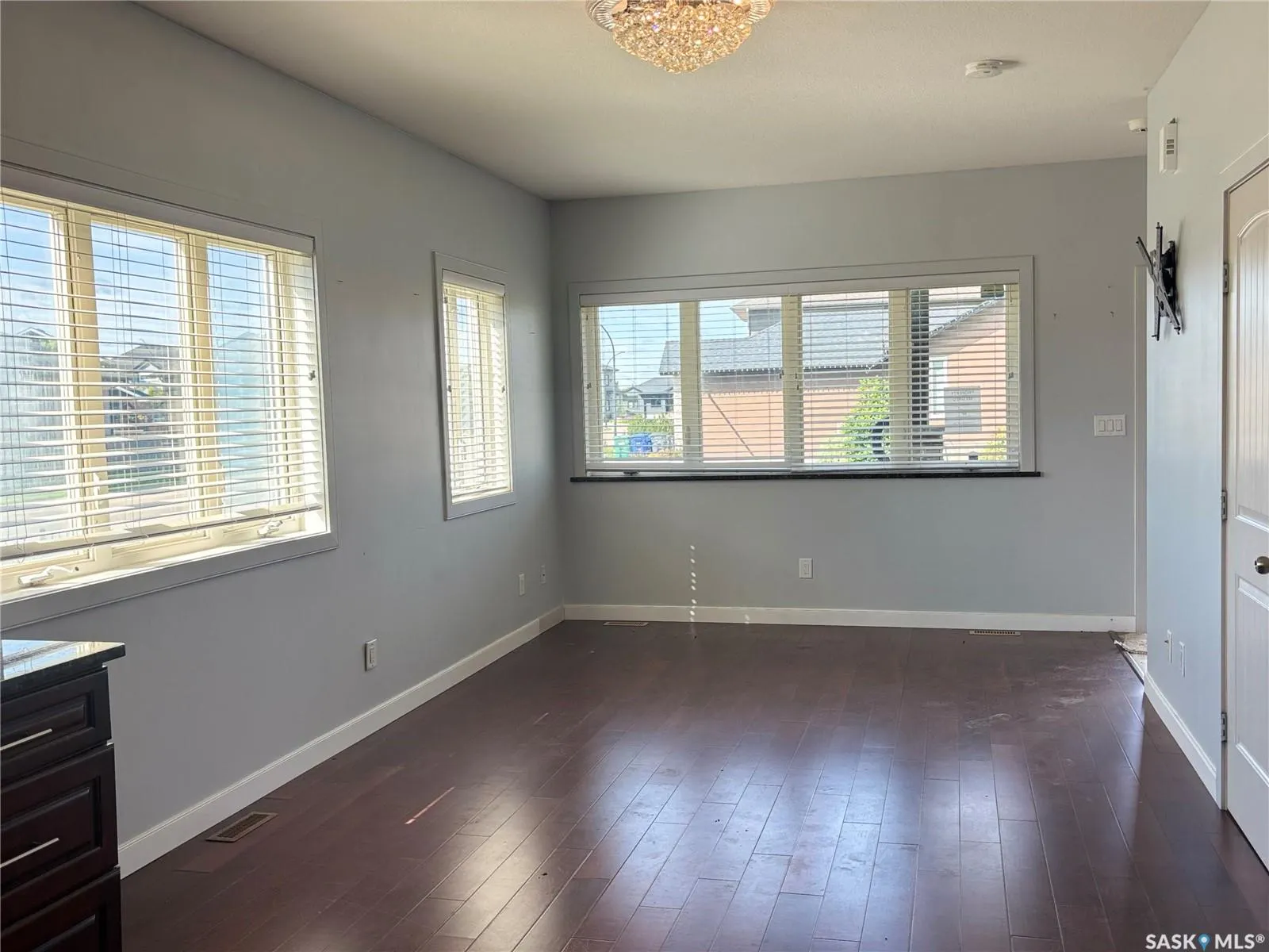 1703 Patrick CRESCENT, #8
