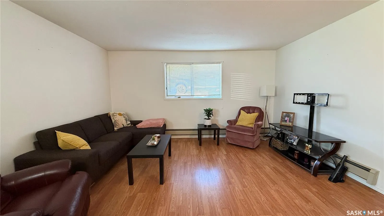 320 1st STREET E, ##1-4