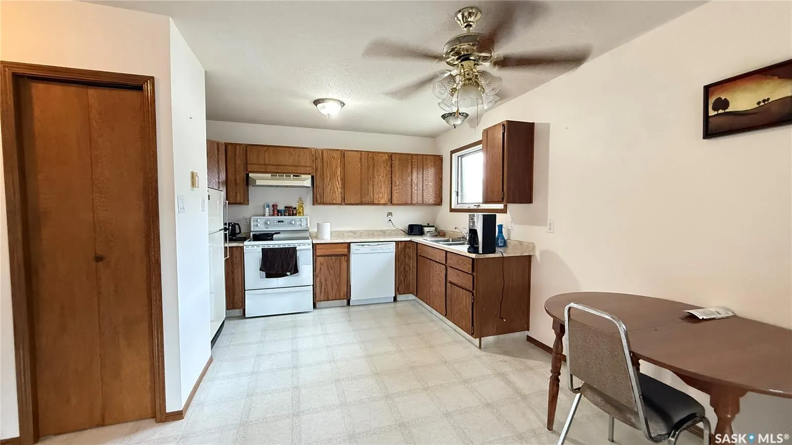 320 1st STREET E, ##1-4