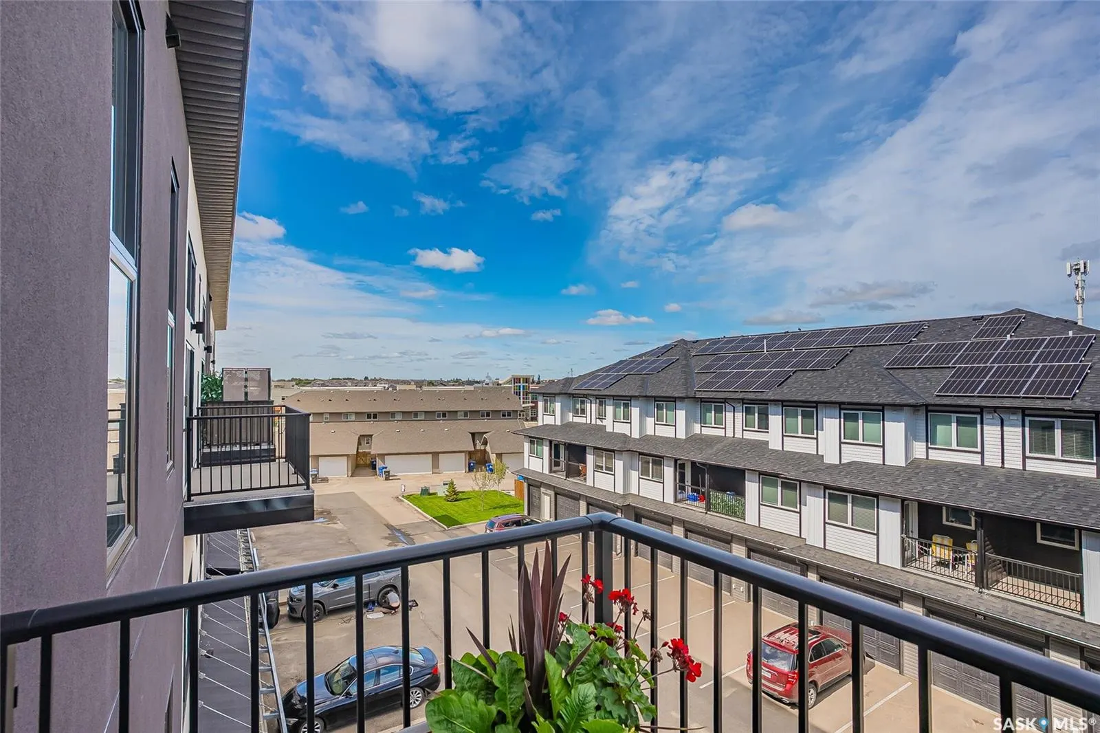 419 Willowgrove SQUARE, #304