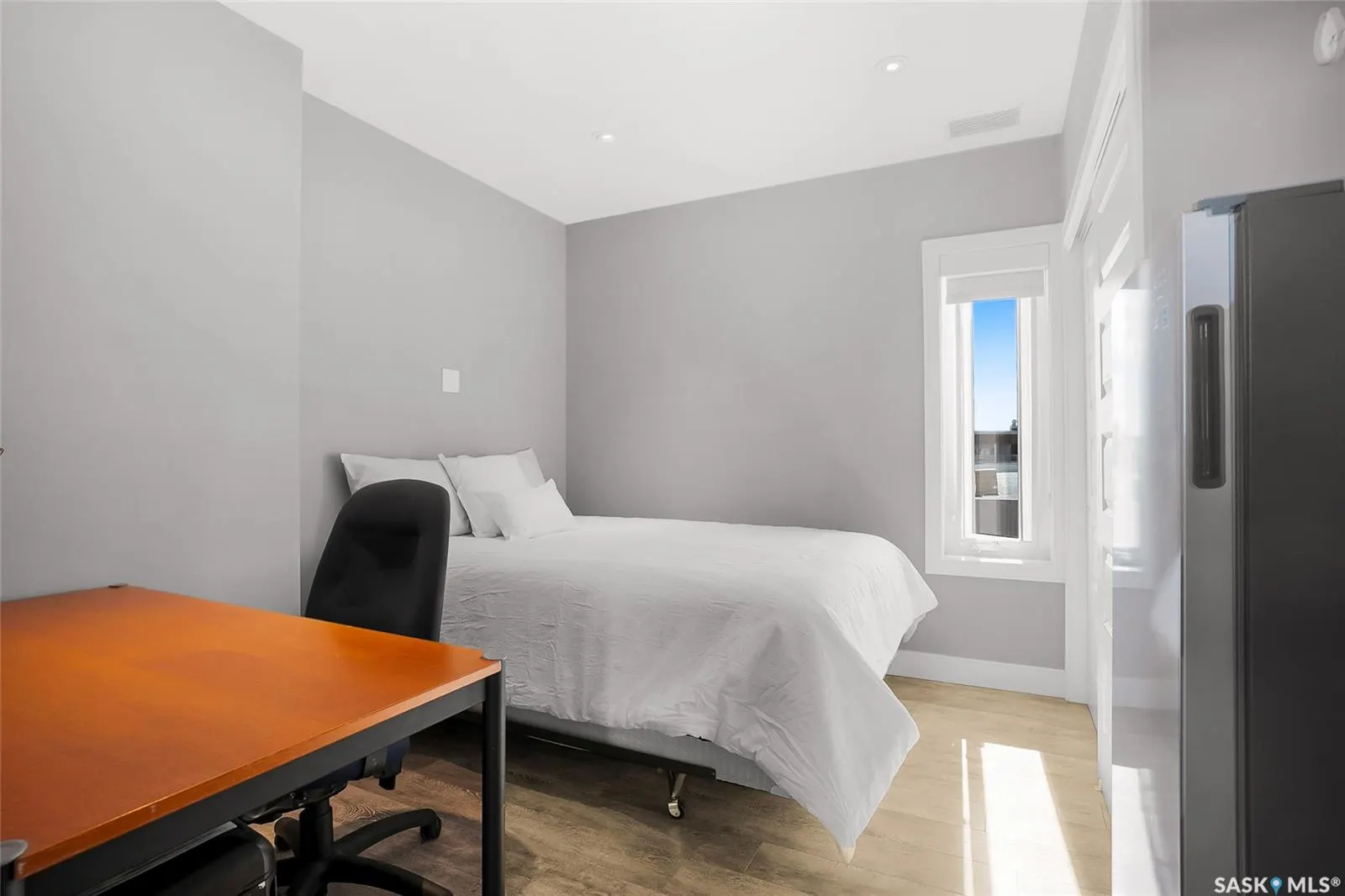 419 Willowgrove SQUARE, #304