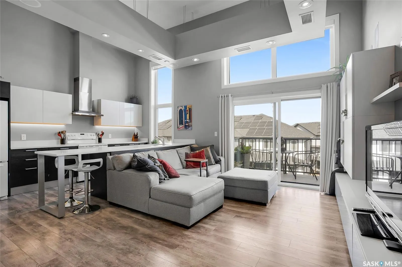 419 Willowgrove SQUARE, #304