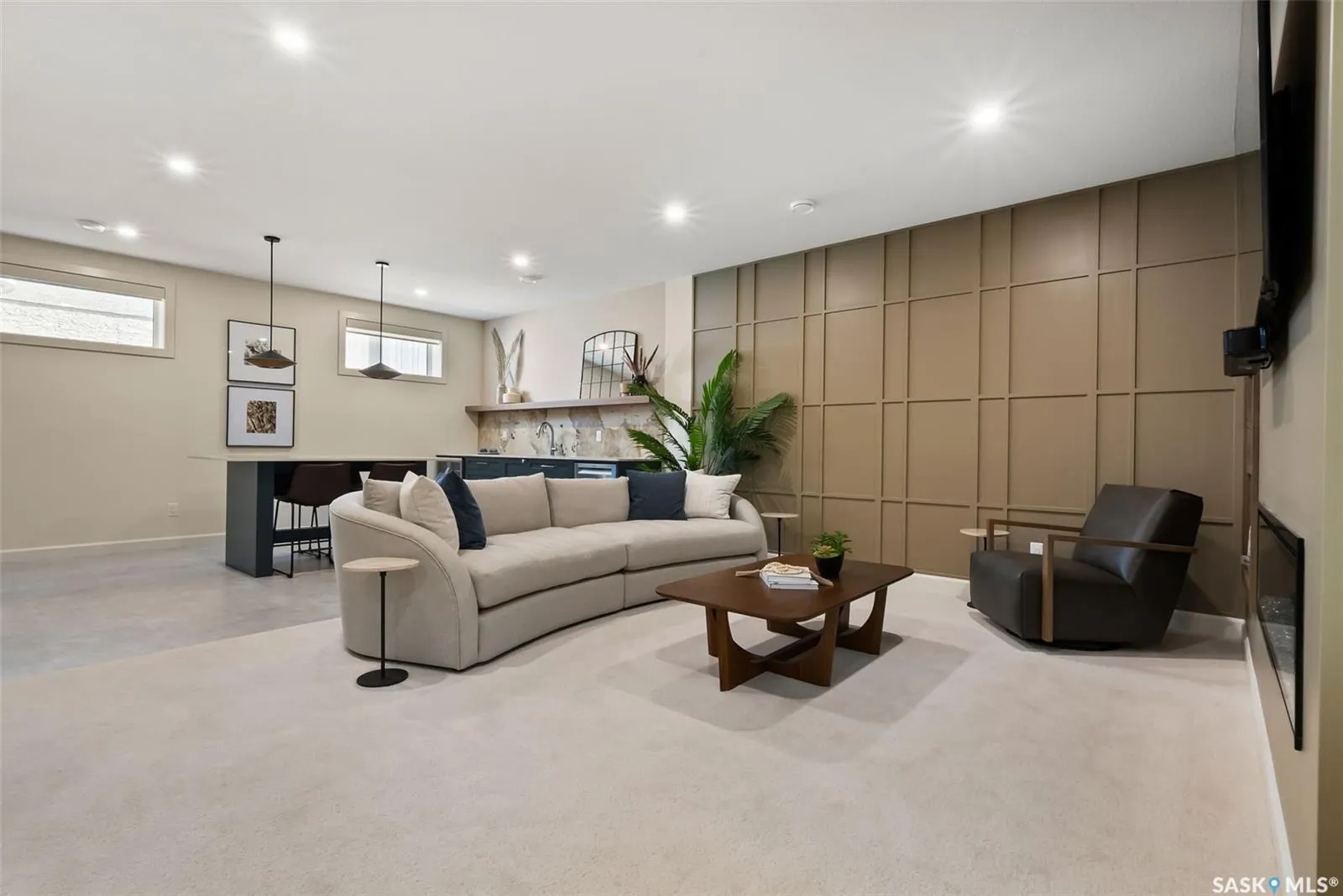 4201 Elderberry CRESCENT