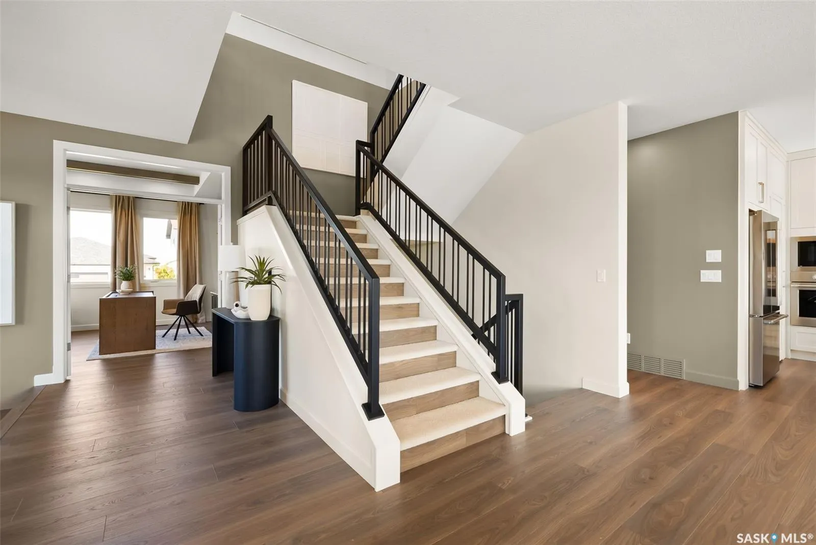 4201 Elderberry CRESCENT