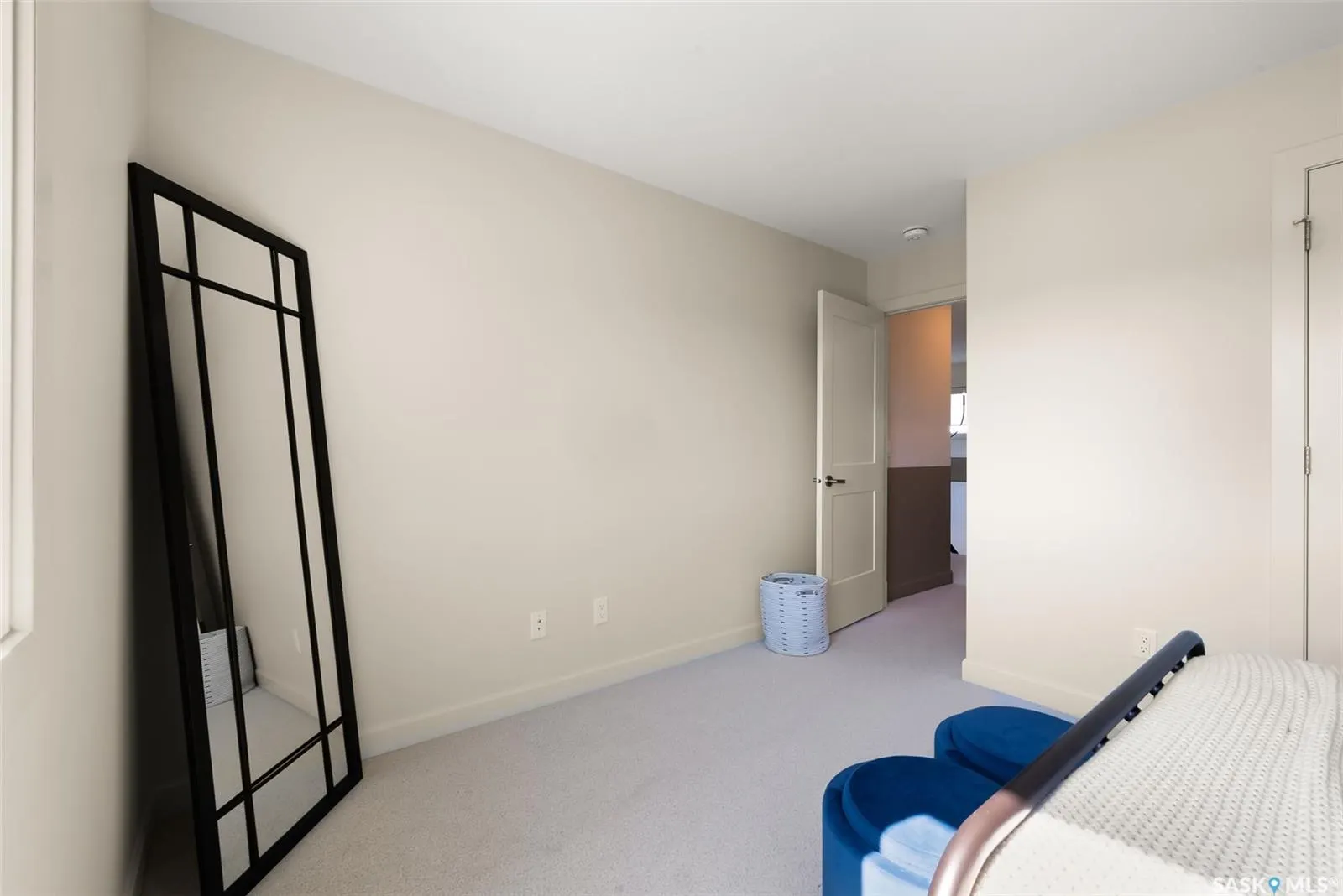 4201 Elderberry CRESCENT