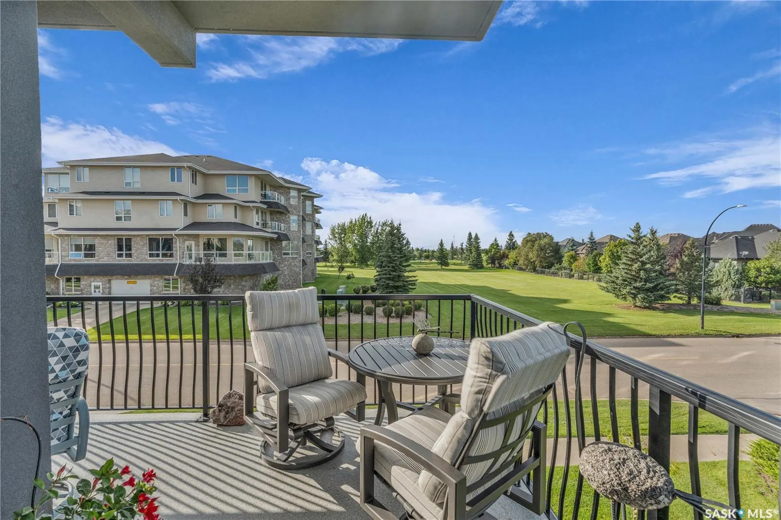 408 Cartwright STREET, #101