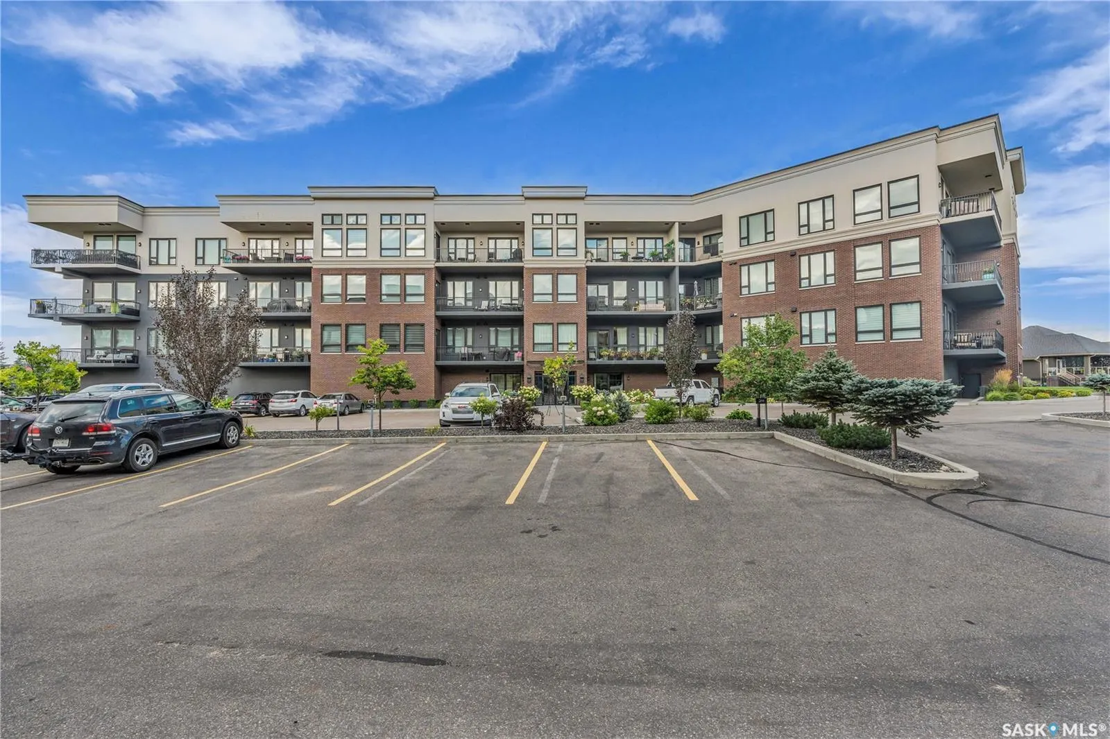 408 Cartwright STREET, #101