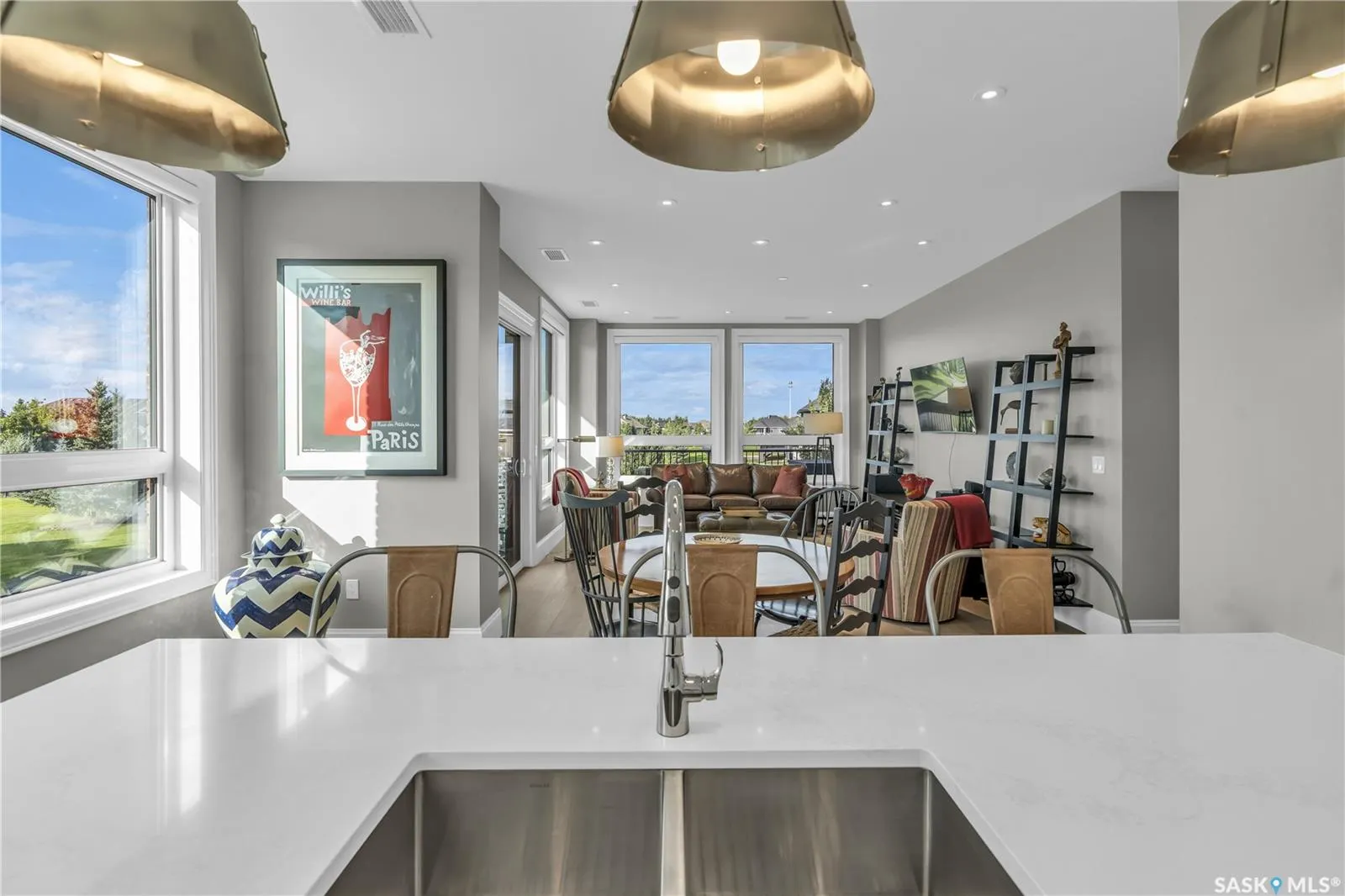 408 Cartwright STREET, #101