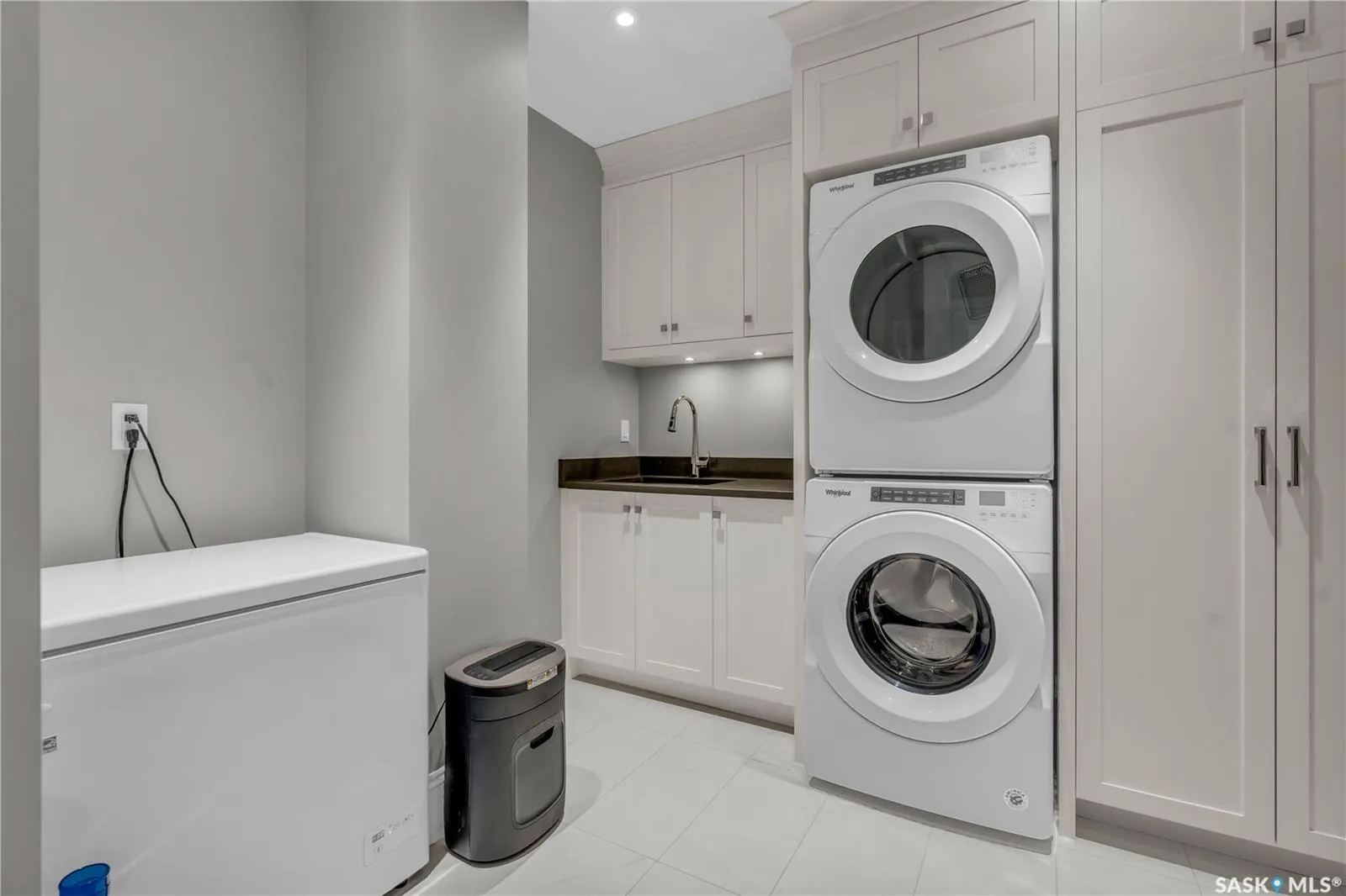408 Cartwright STREET, #101