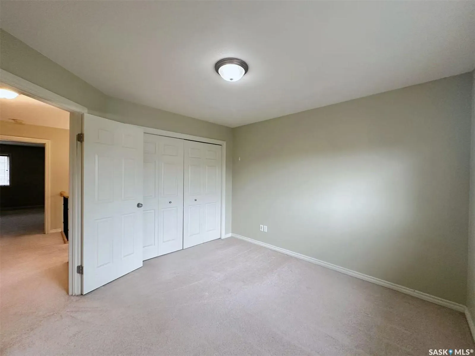 127 Banyan CRESCENT, #32