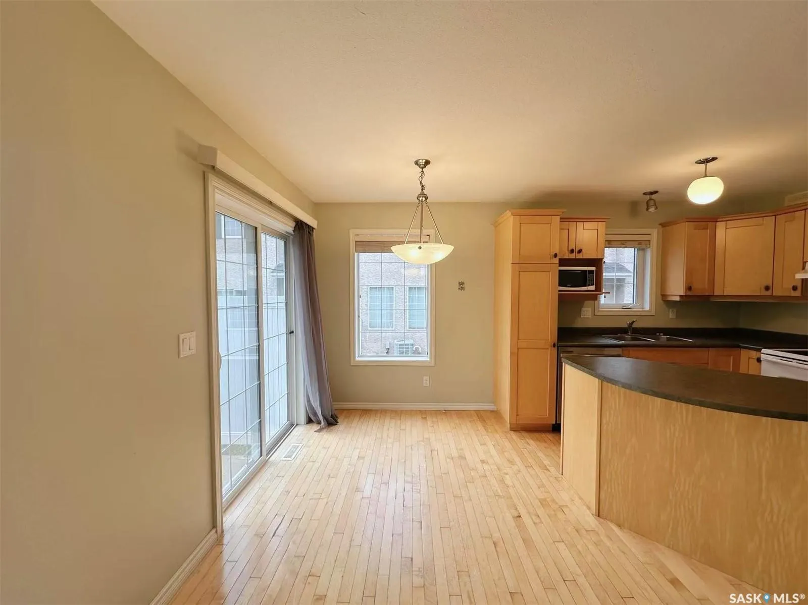 127 Banyan CRESCENT, #32