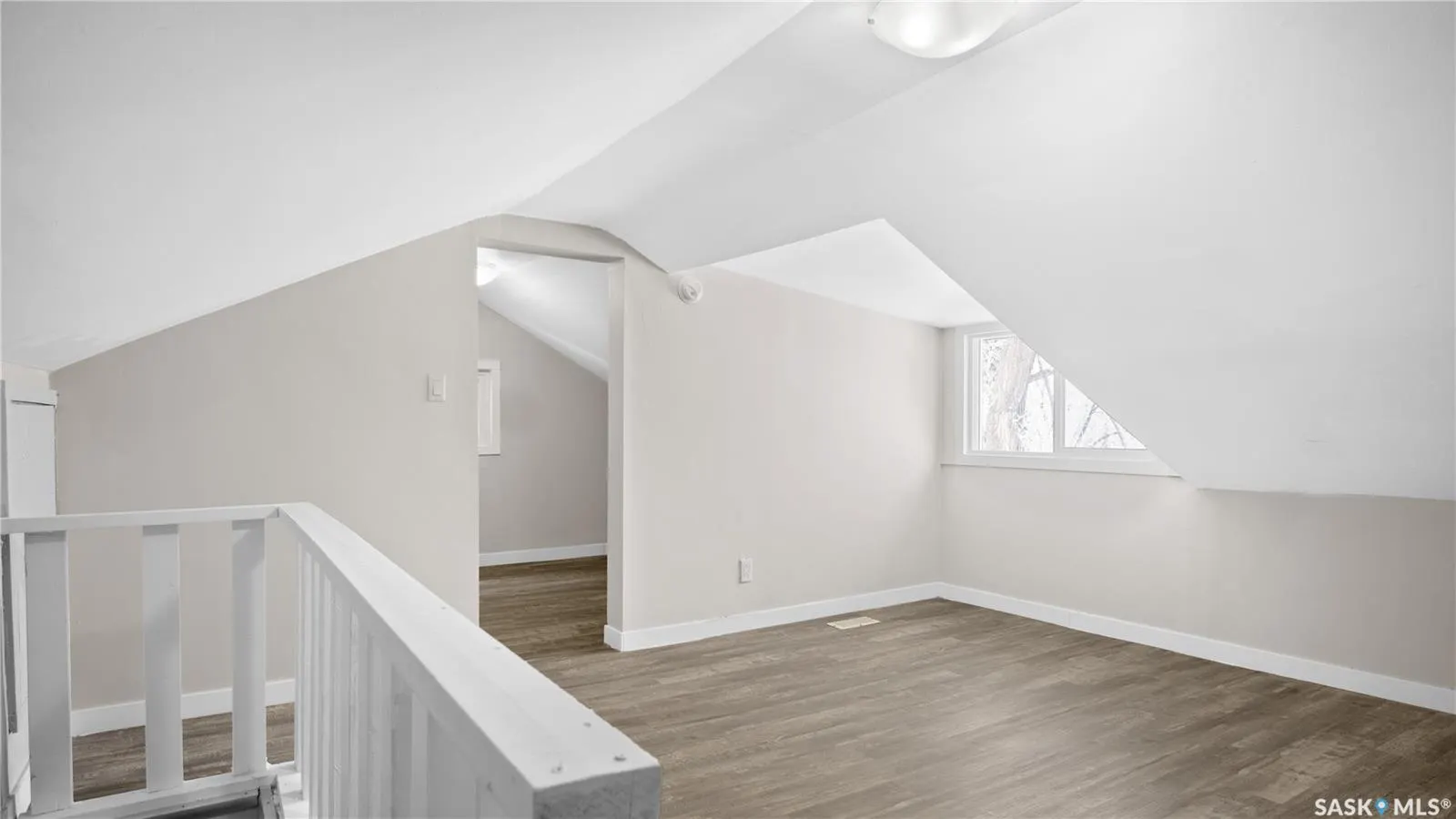 113 109th STREET E