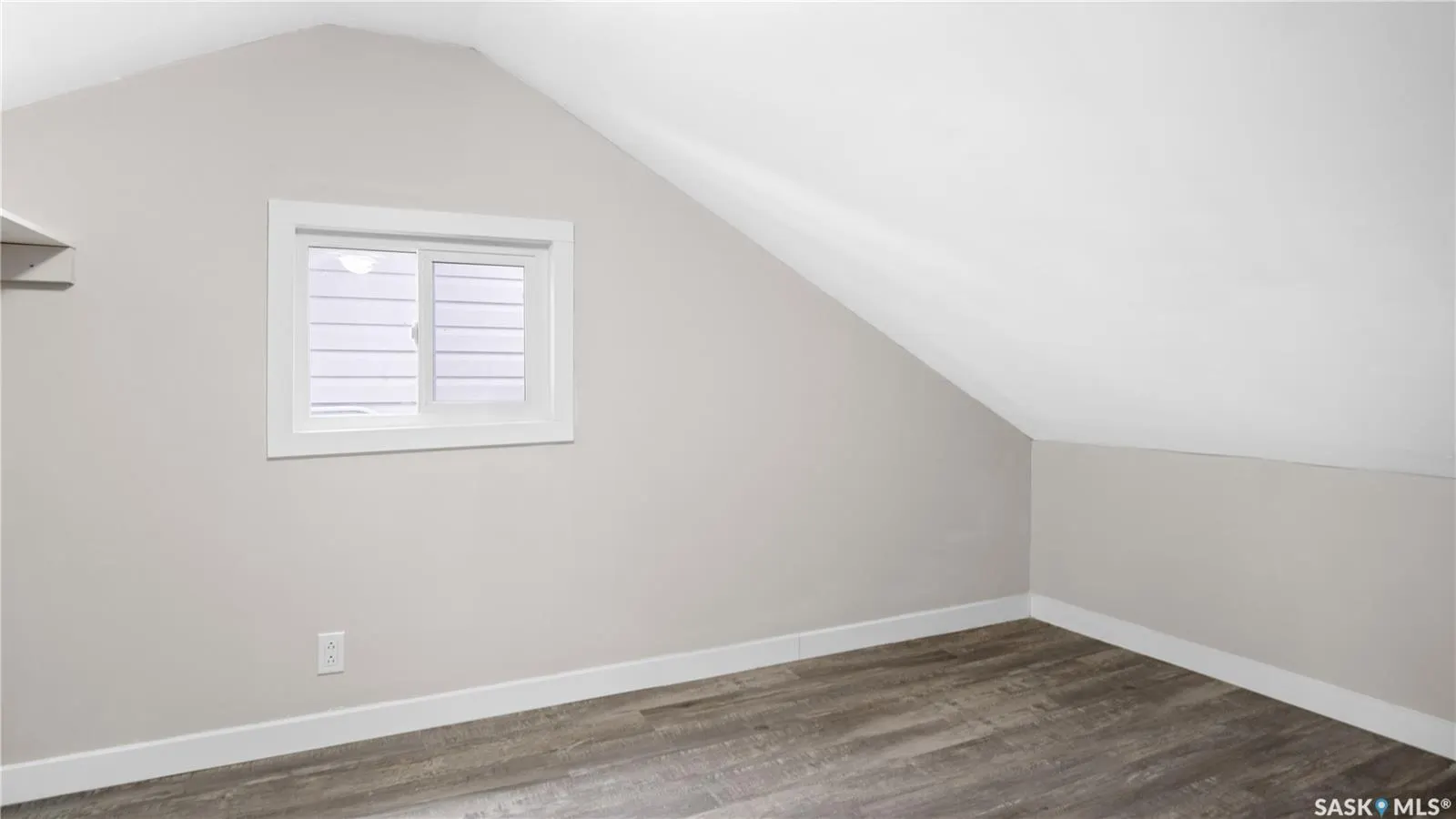113 109th STREET E