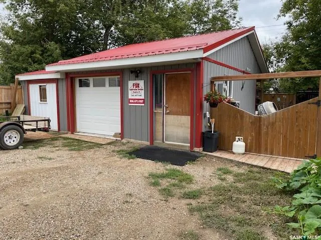320 Maxfield STREET