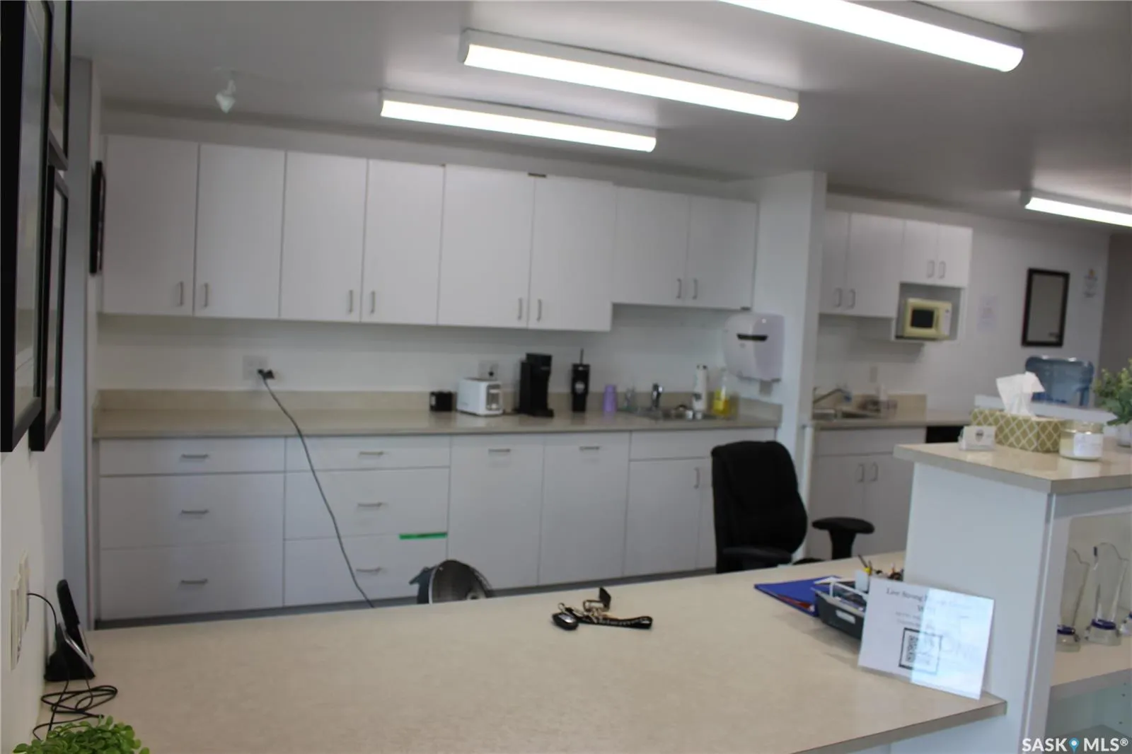 99 Diefenbaker DRIVE, #100