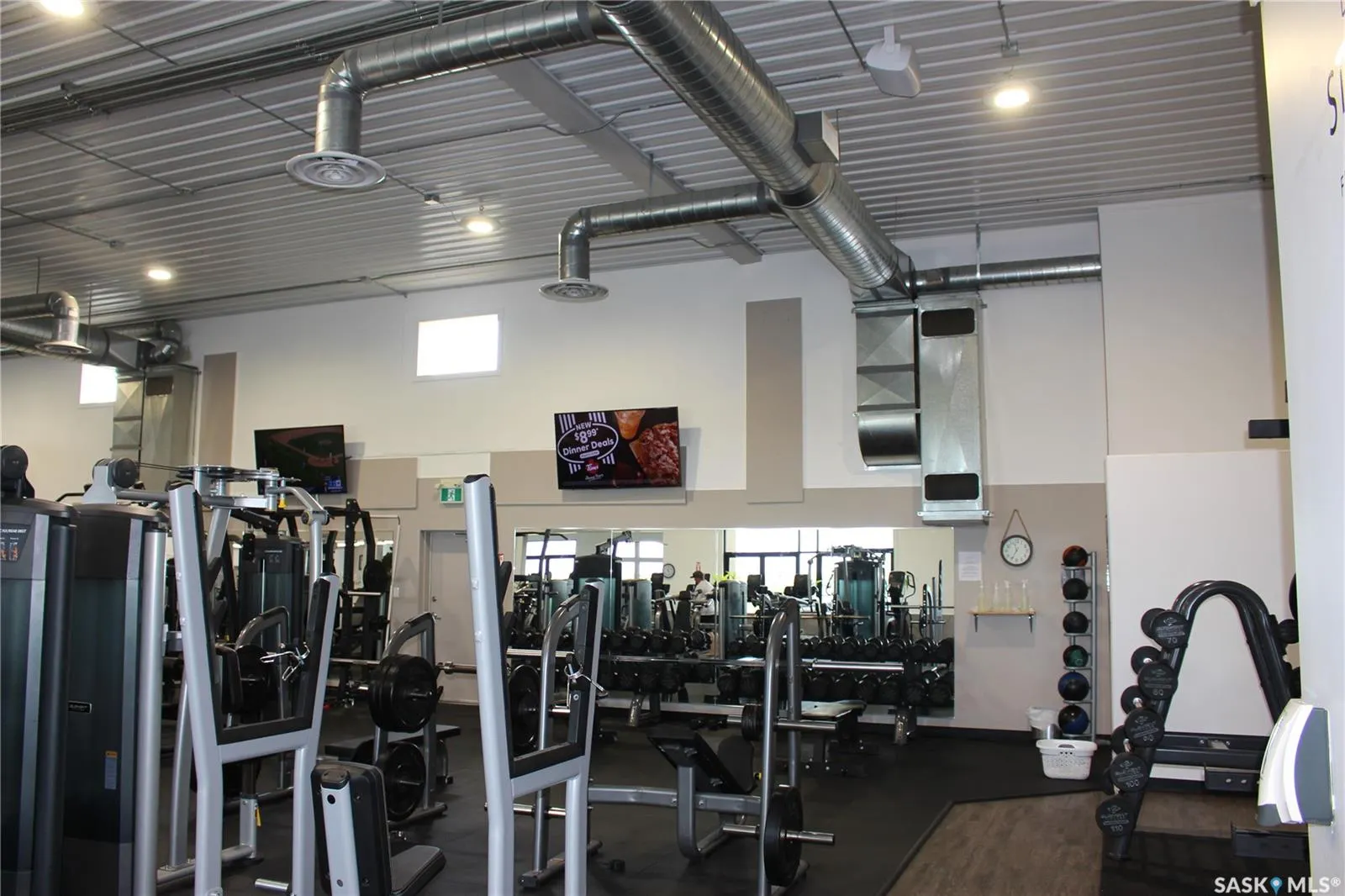 99 Diefenbaker DRIVE, #100