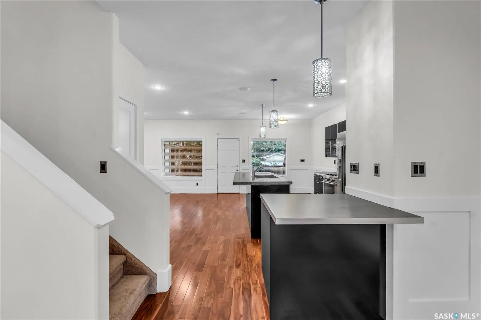 636 7th STREET E