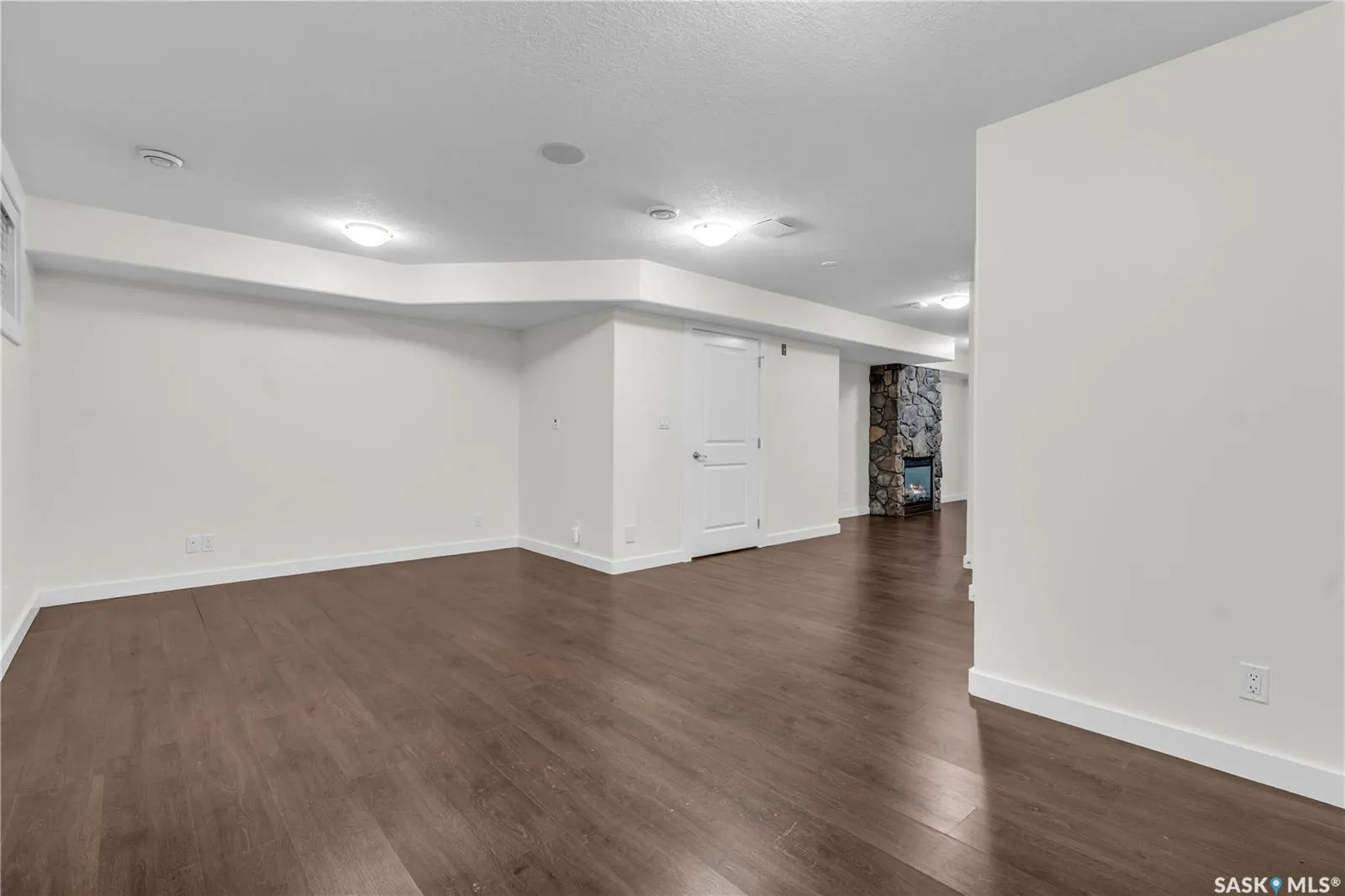 636 7th STREET E