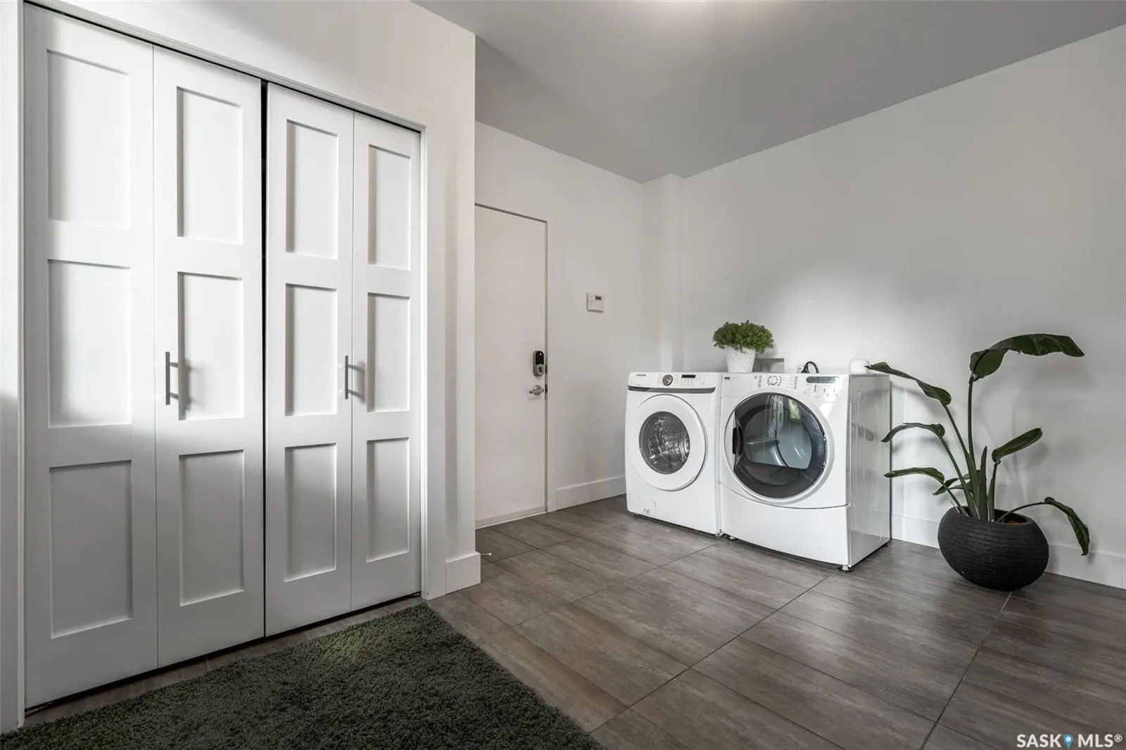 1150 Spadina CRESCENT E