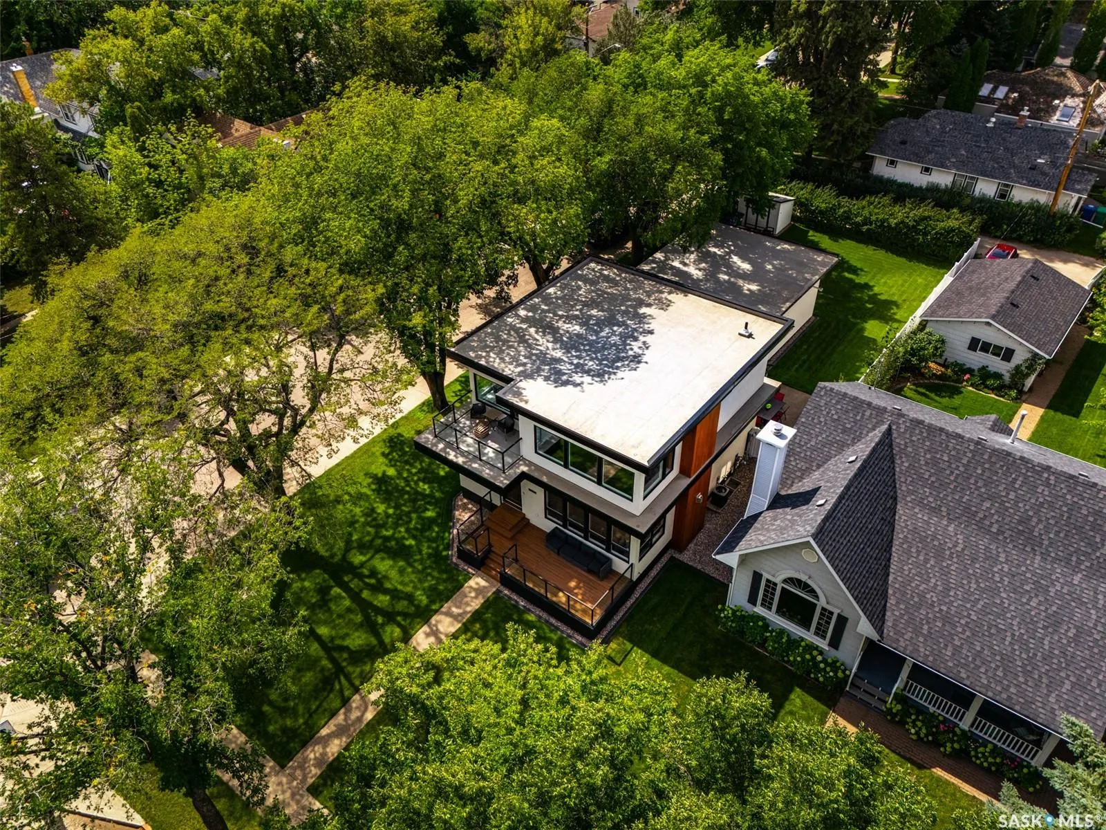 1150 Spadina CRESCENT E
